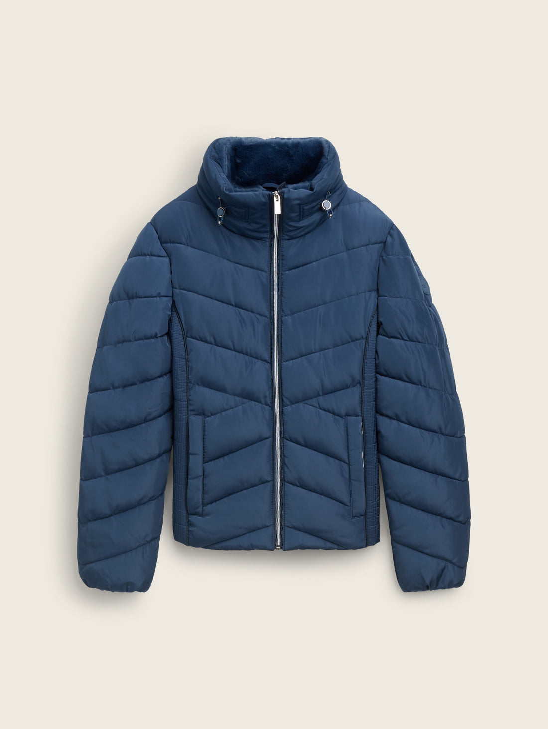 Water-Repellent Puffer Jacket_1042909_26779_02