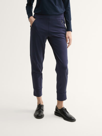 Relaxed Fit Cropped Trousers with Zip Pockets_1042936_10668_07