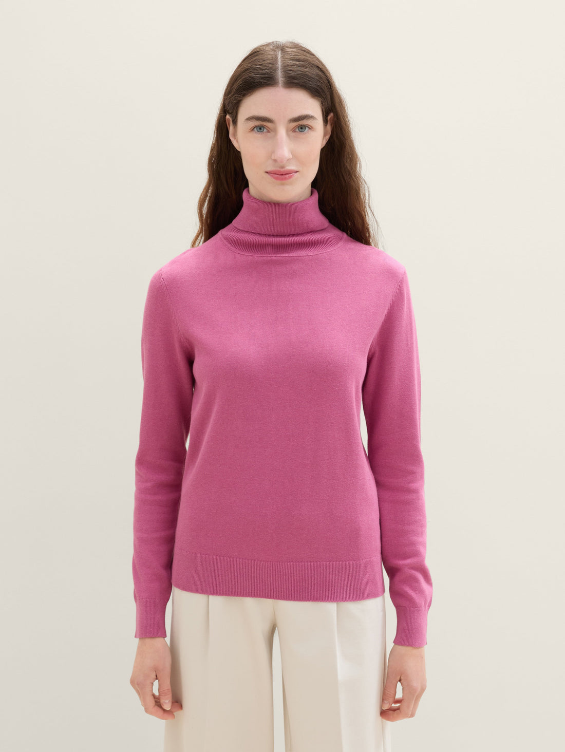 Basic Turtleneck_1042959_16348_01