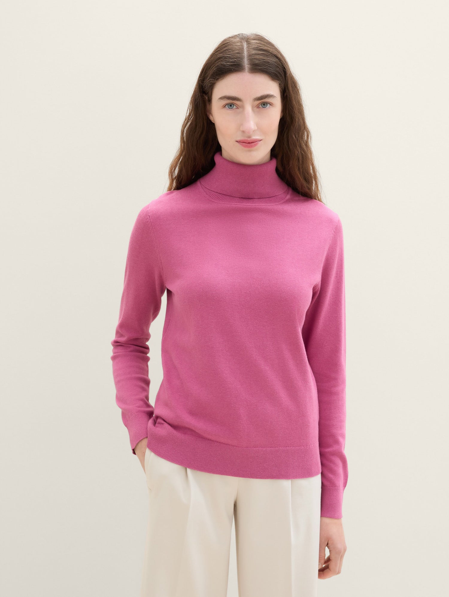 Basic Turtleneck_1042959_16348_03