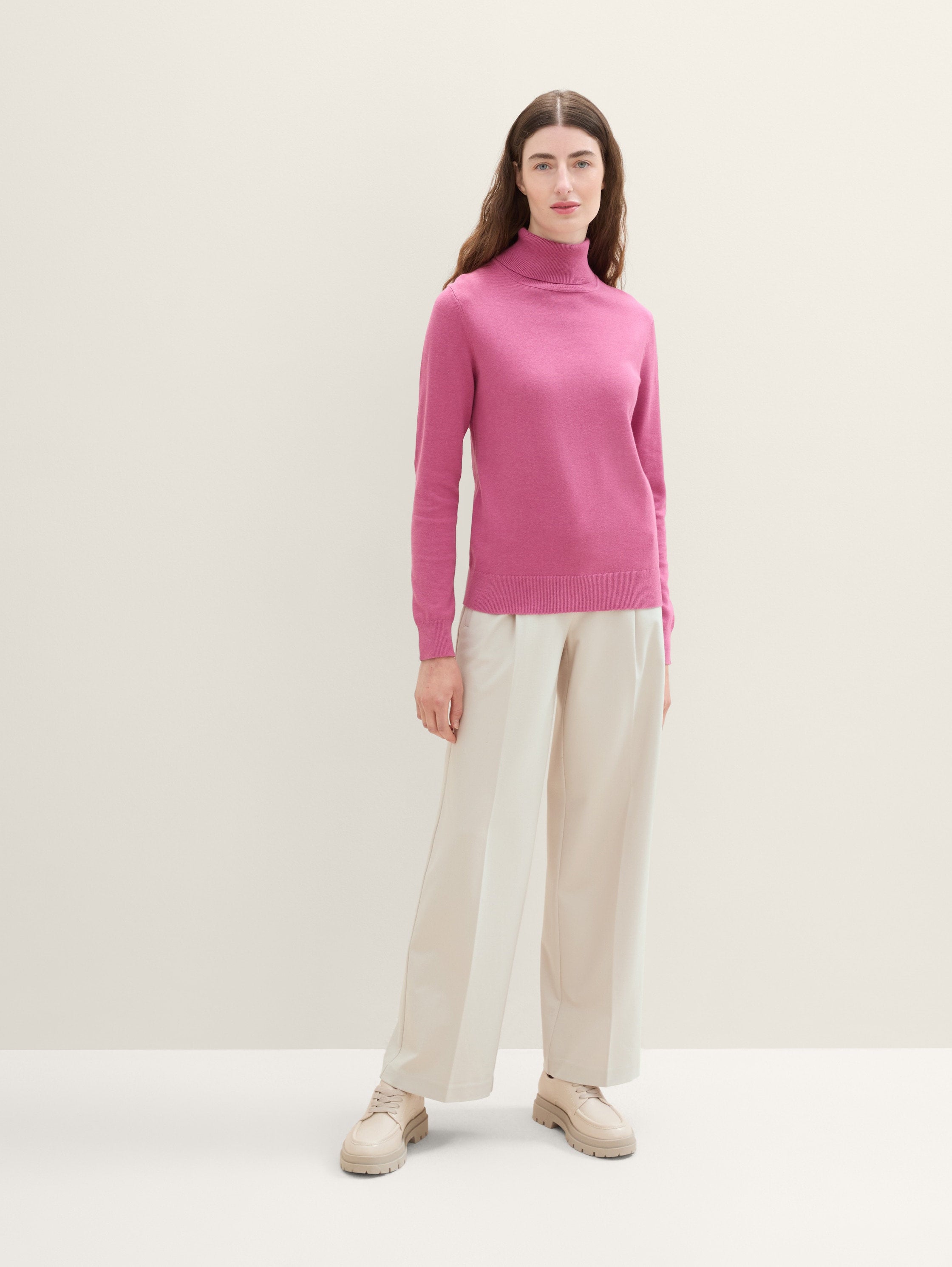 Basic Turtleneck_1042959_16348_04