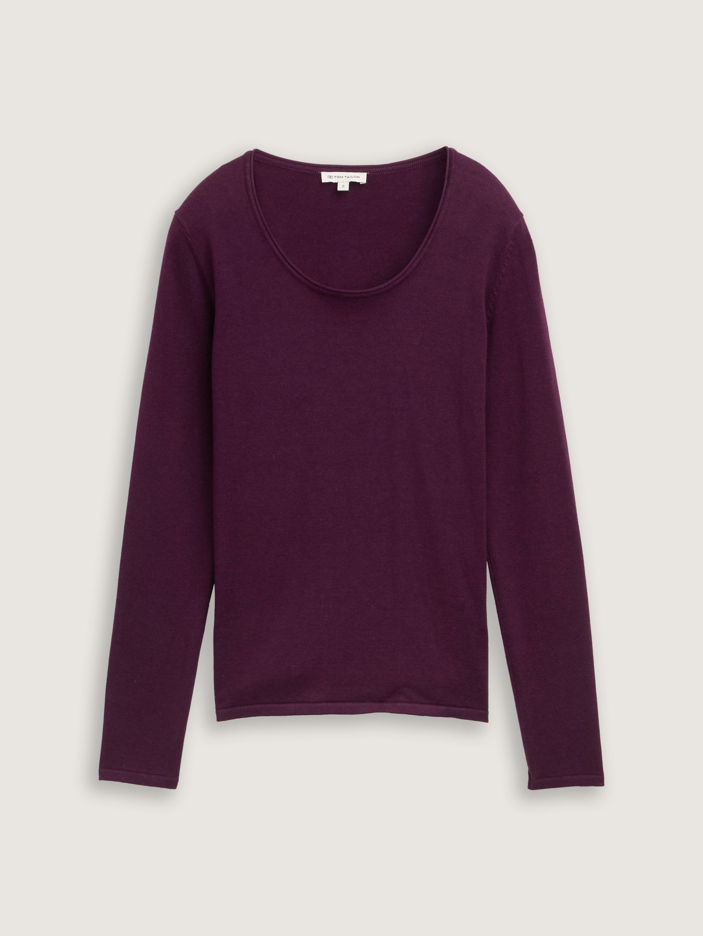 Basic Round Neck Sweater_1042964_35796_02