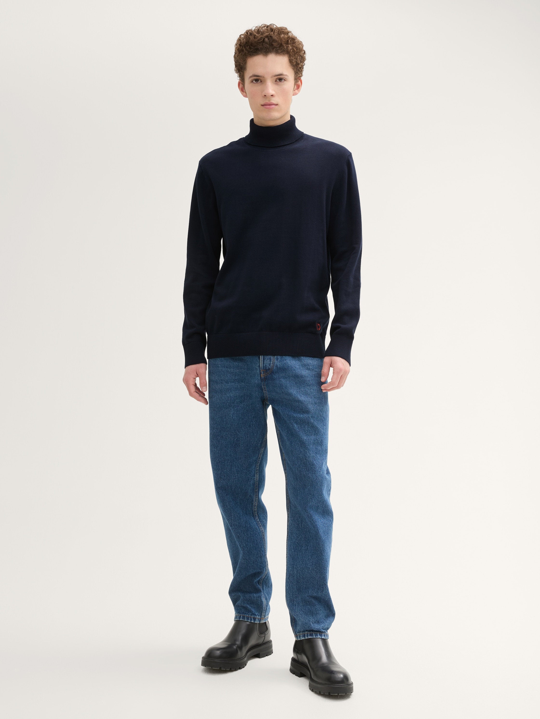 Basic Turtleneck_1043020_10668_03