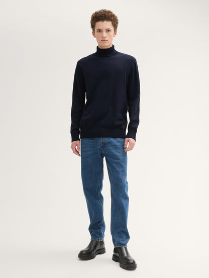 Basic Turtleneck_1043020_10668_03