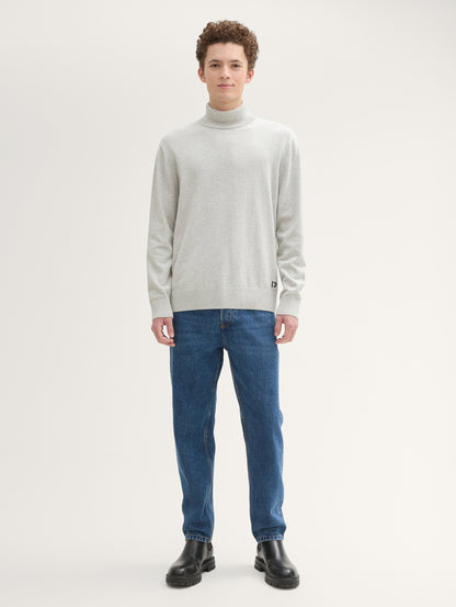 Basic Turtleneck_1043020_15398_03