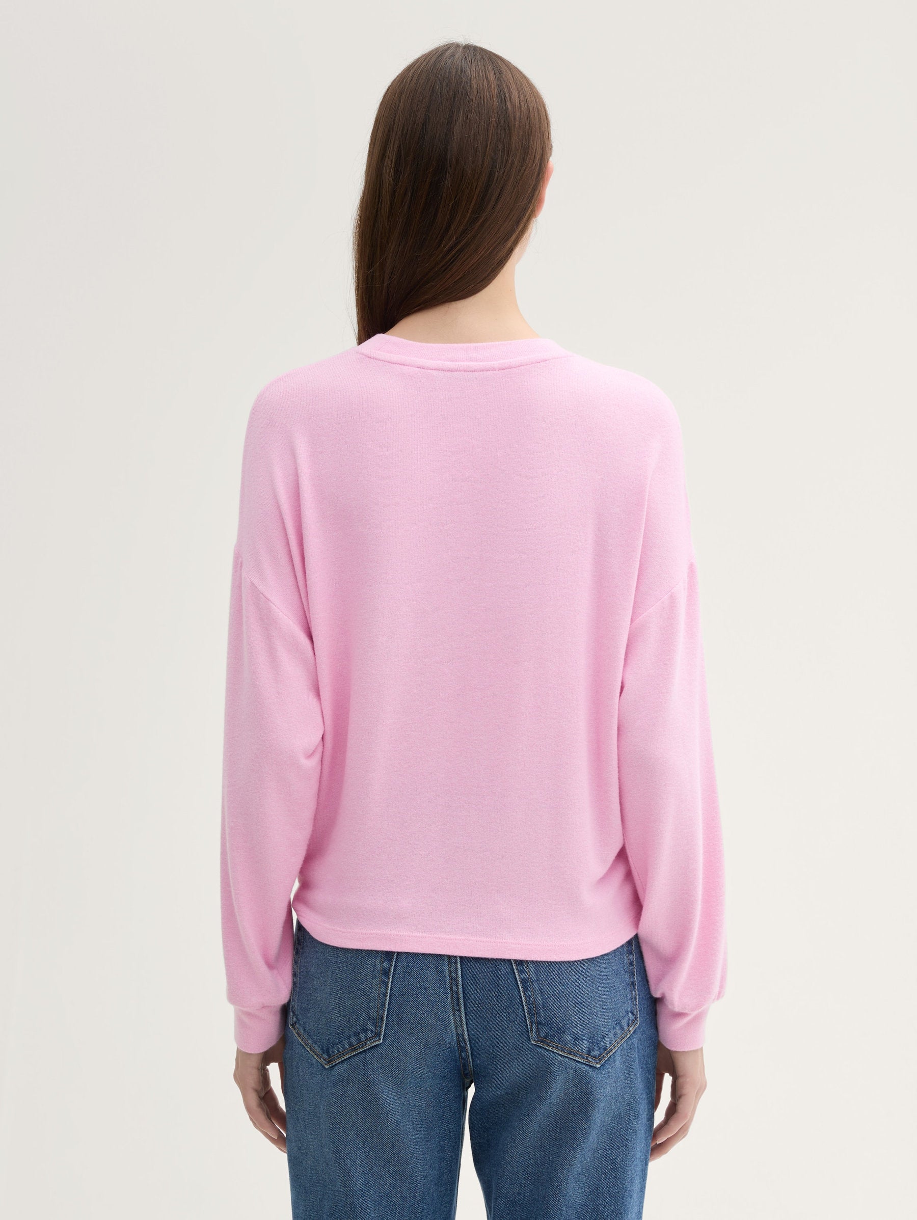 Long-Sleeved Shirt with Knot Details_1043069_35919_04