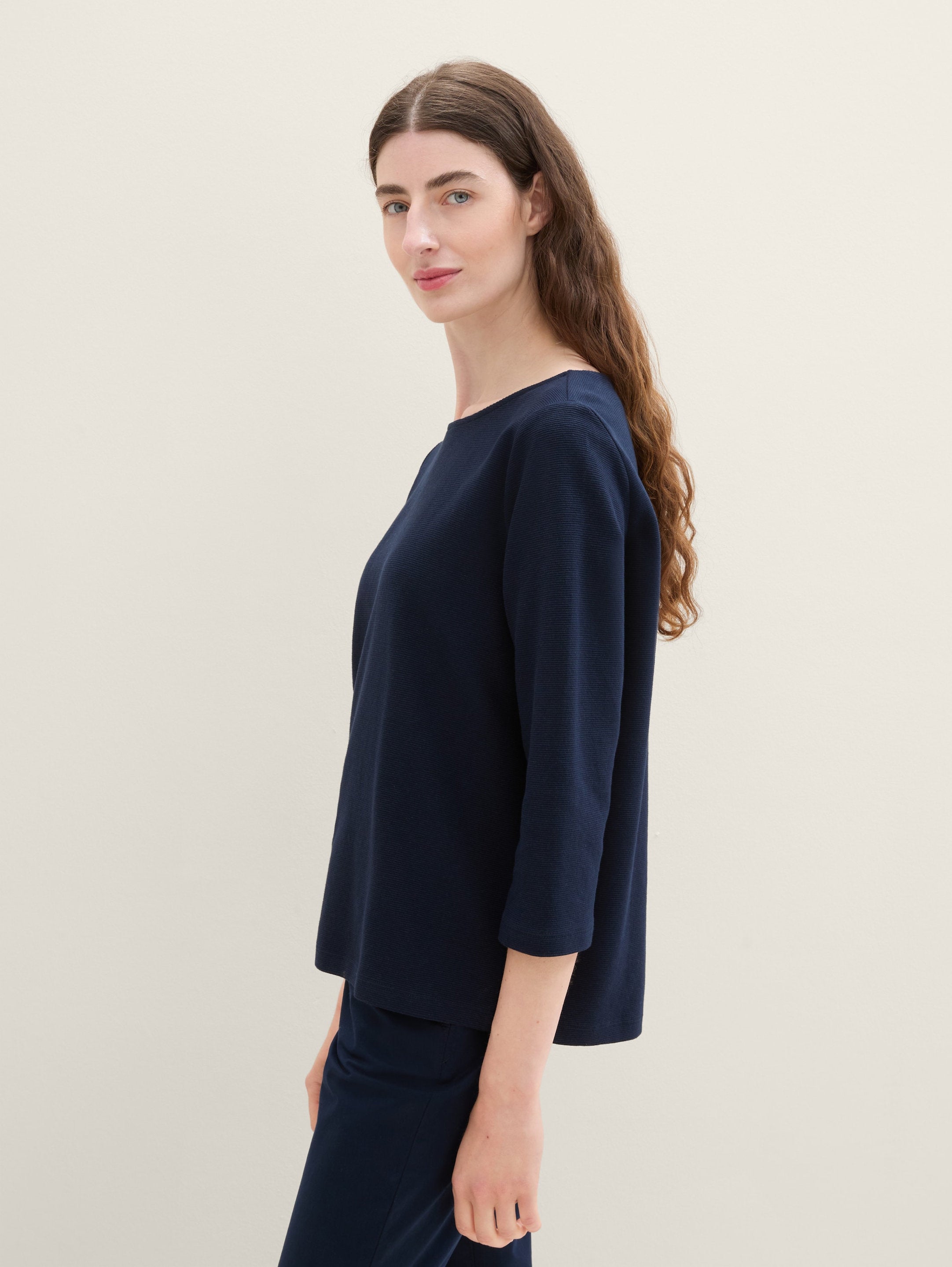 3/4-Sleeved Shirt with Texture_1043102_10668_01