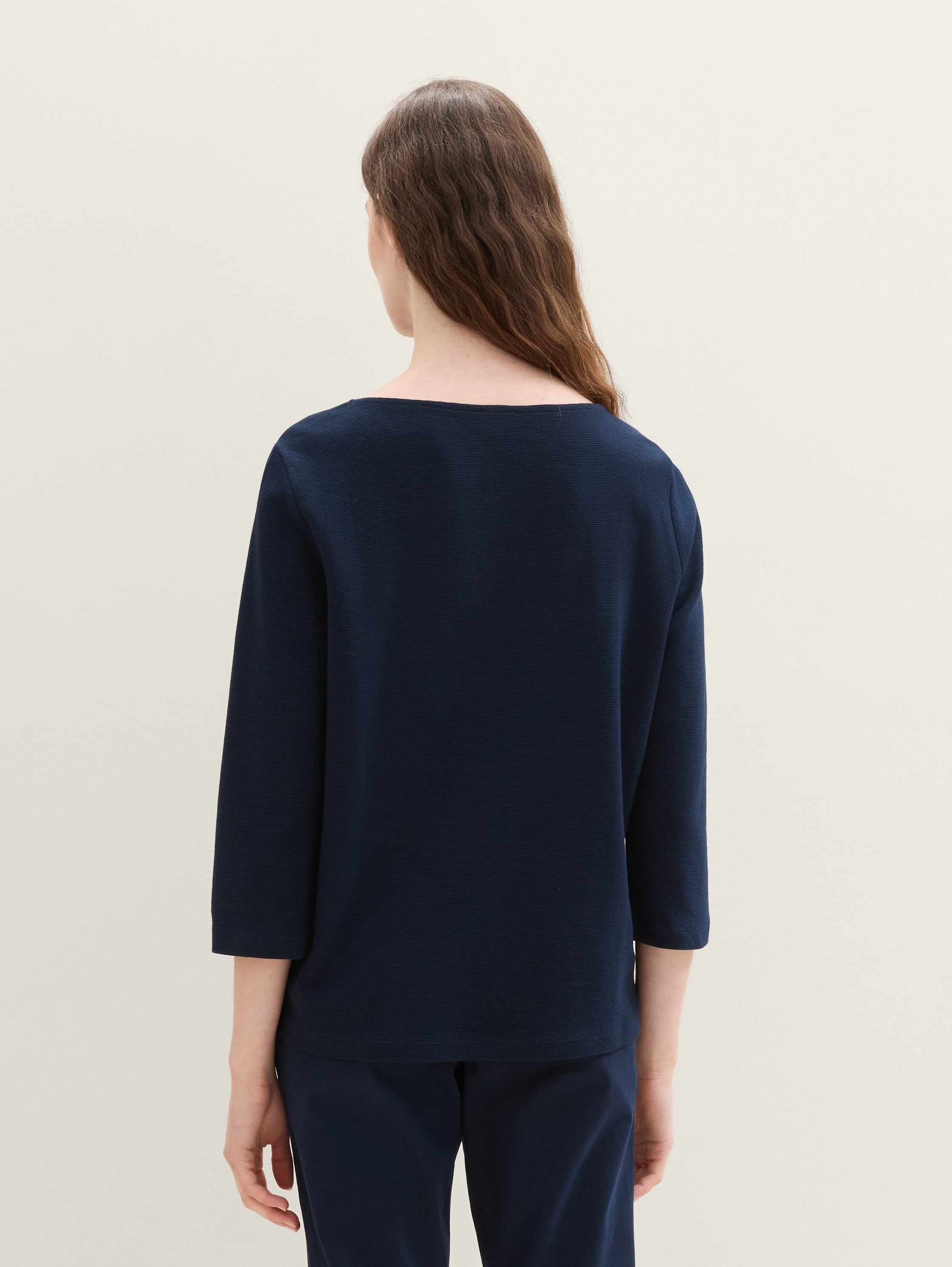 3/4-Sleeved Shirt with Texture_1043102_10668_05