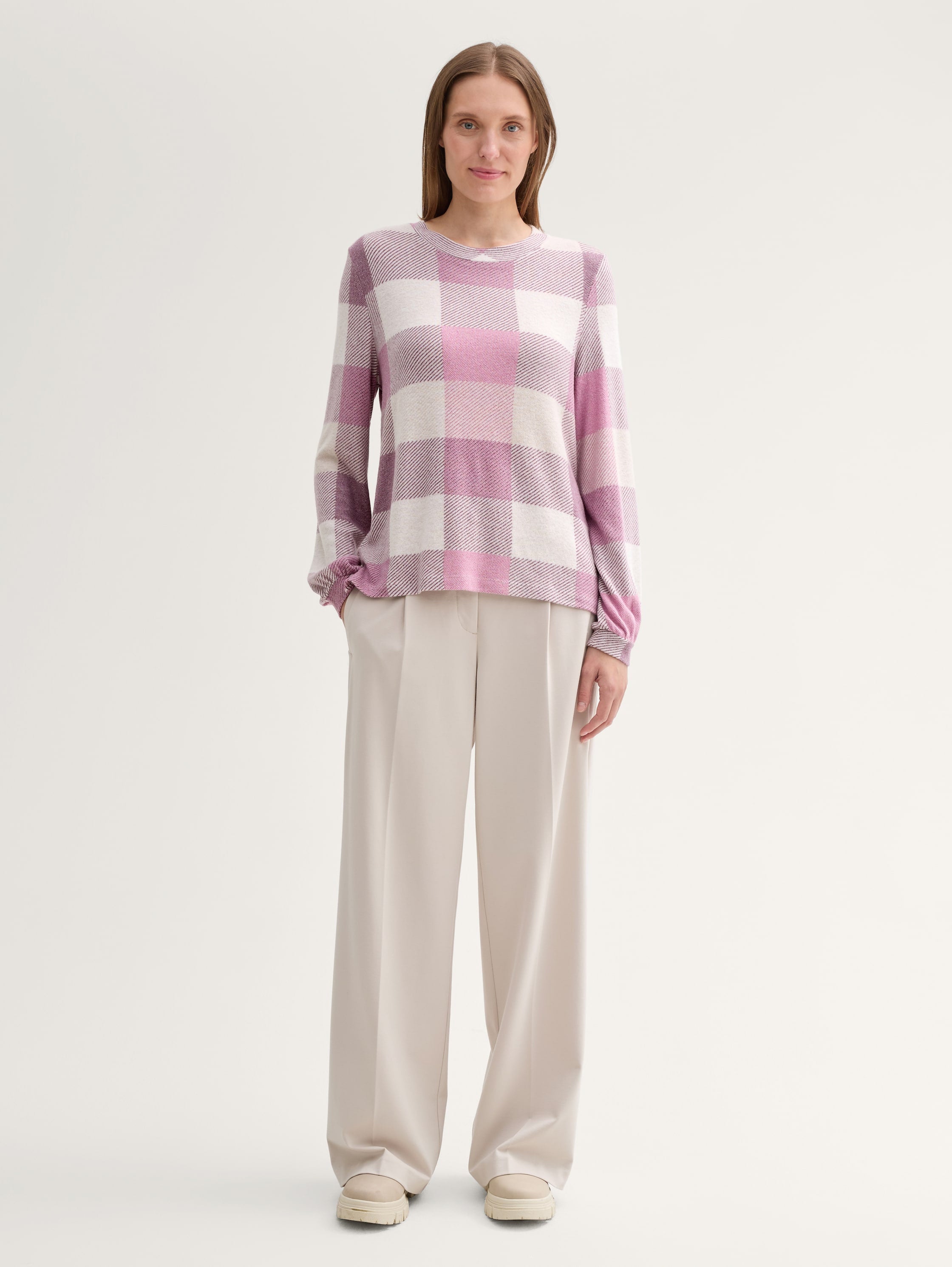 Long-Sleeved Shirt with A Check Pattern_1043154_36149_03