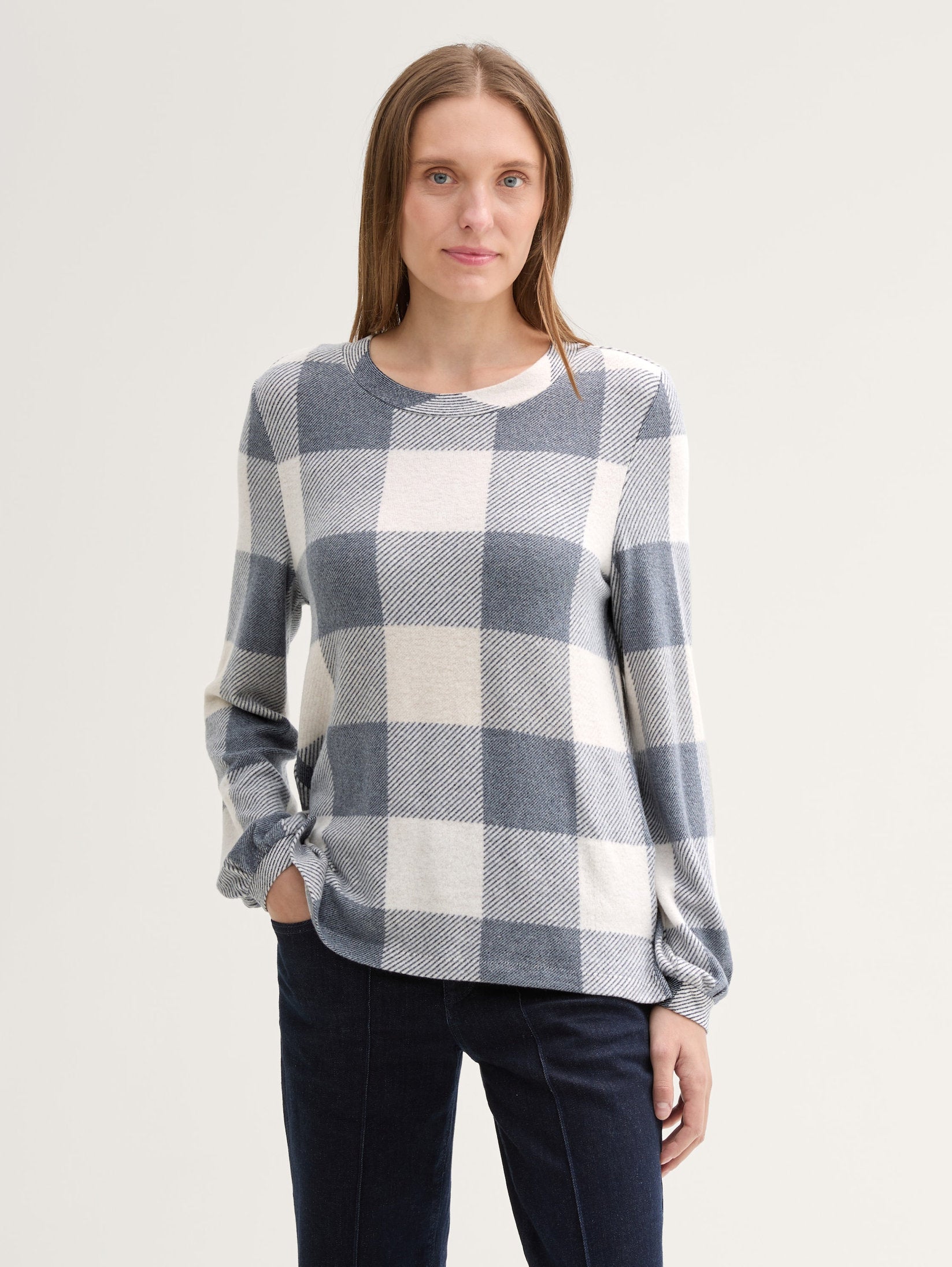 Long-Sleeved Shirt with A Check Pattern_1043154_36150_01