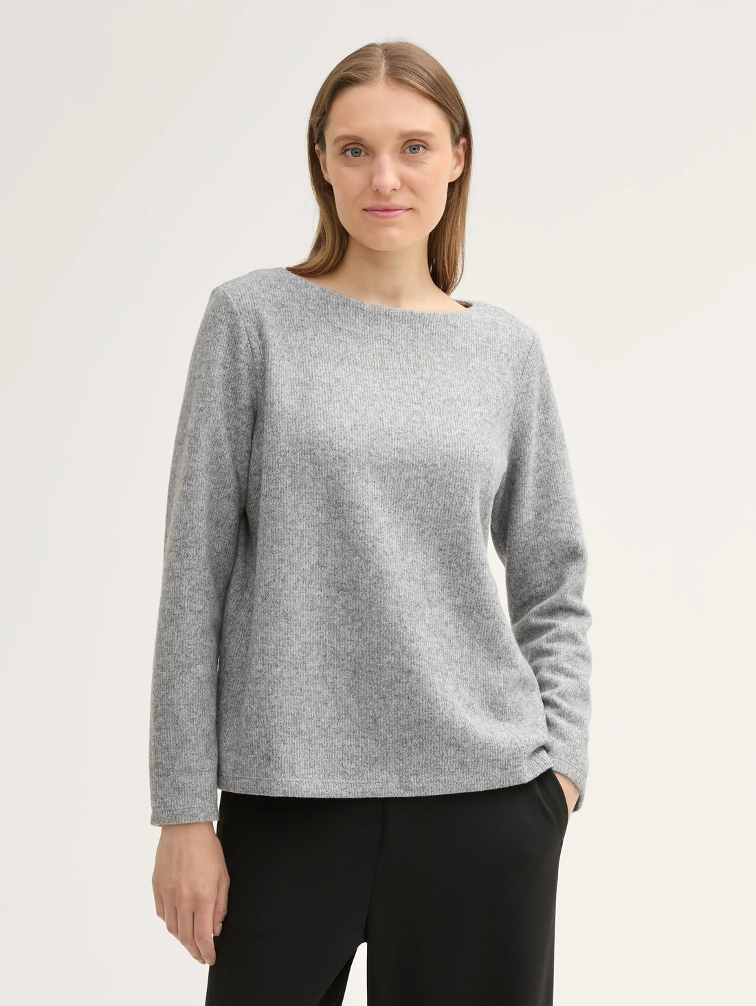 Tom Tailor_0_Soft-Touch Sweatshirt with Button Details_1043168_21373_02