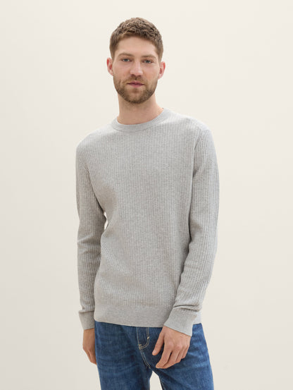 Soft Sweater with A Round Neck_1043192_12035_01