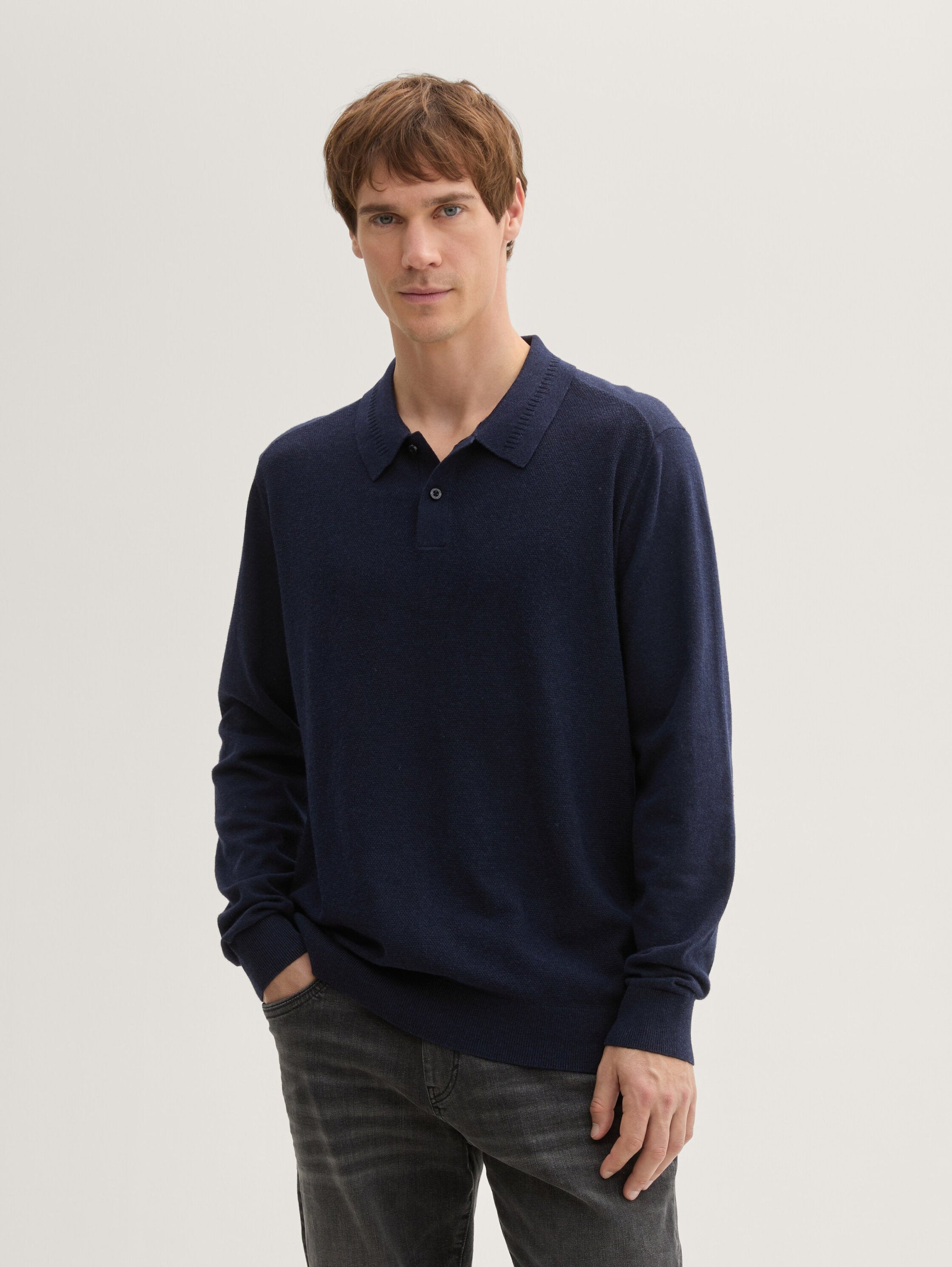 Long-Sleeved Knit Polo Shirt_1043193_13160_03