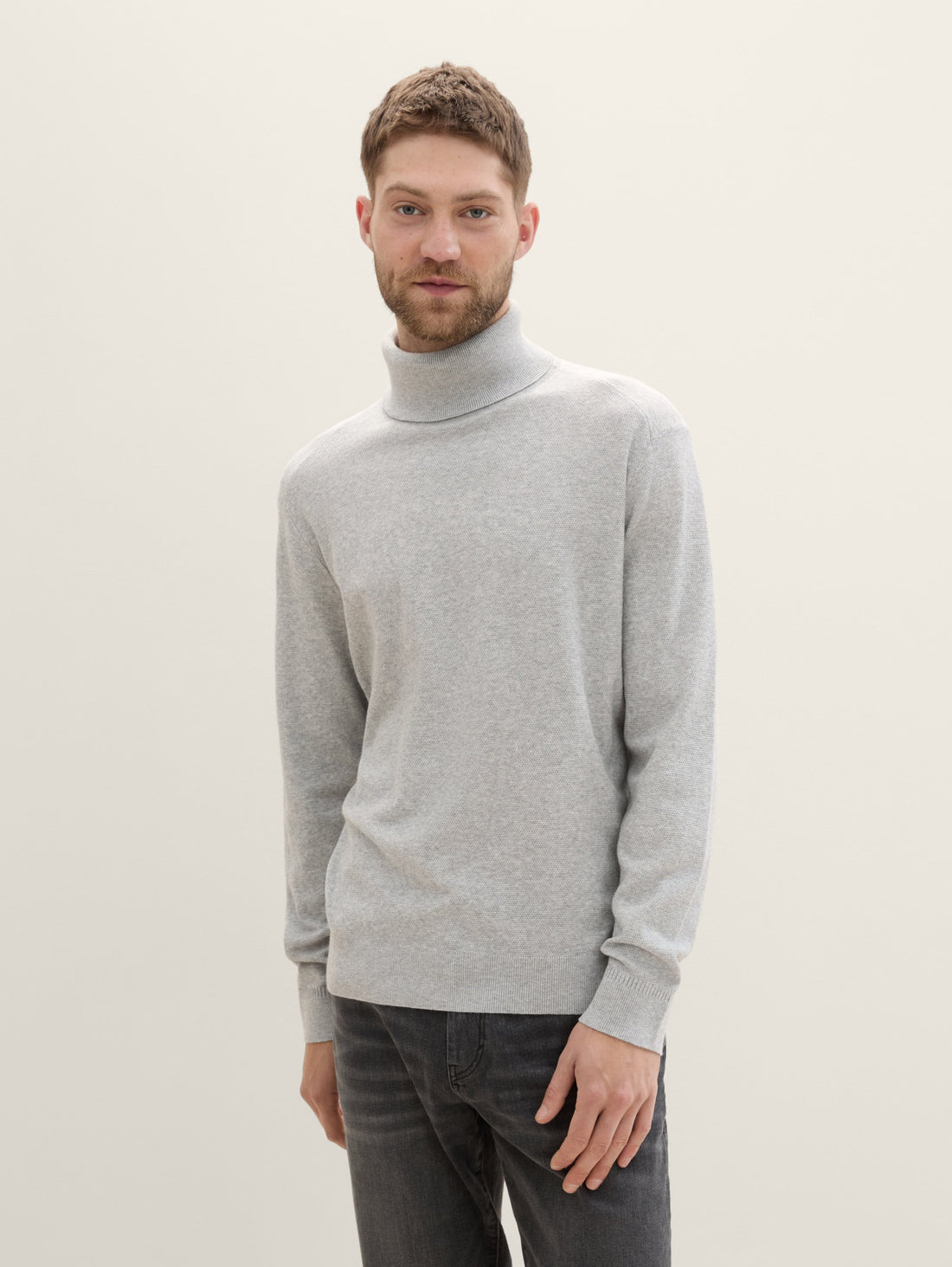 Soft Turtleneck Jumper_1043194_12035_01