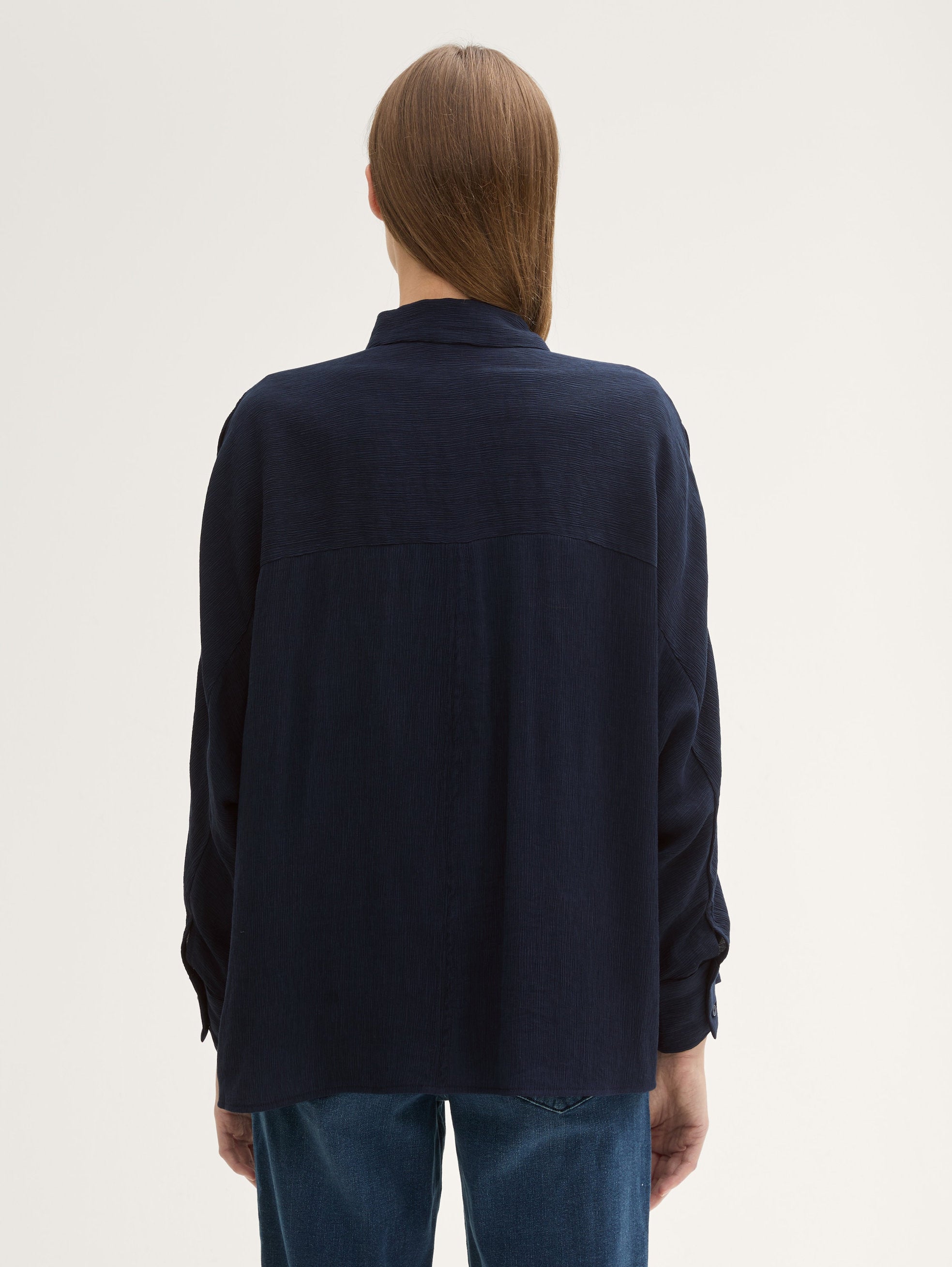 Oversized Textured Blouse_1043205_10668_04