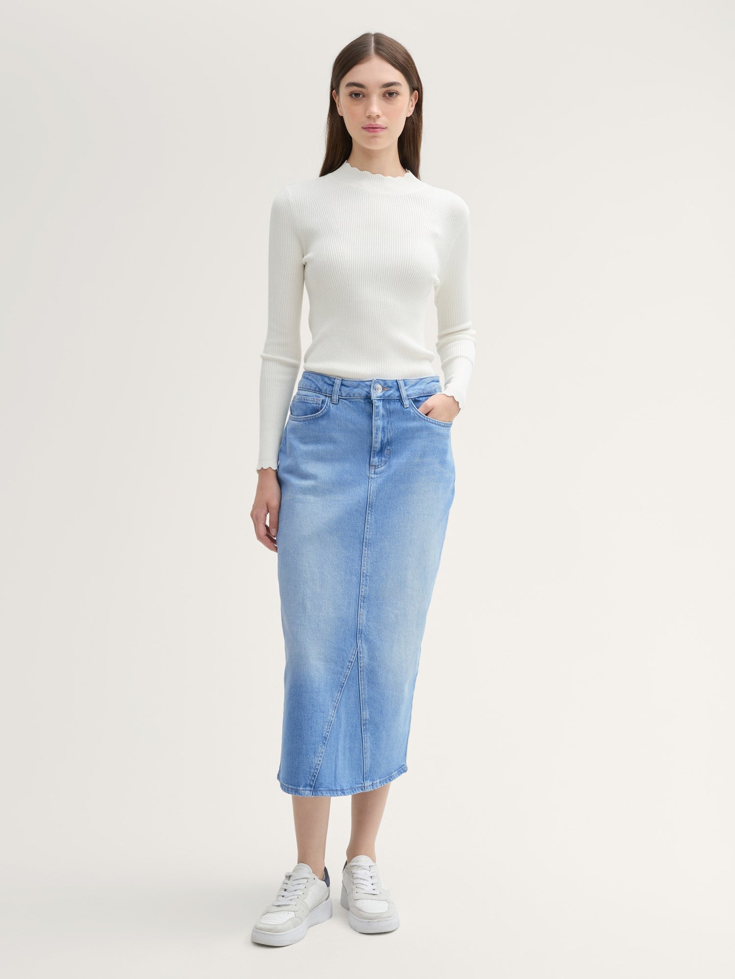 Midi Denim Skirt in Recycled Cotton_1043255_10119_01