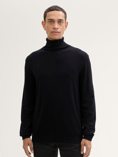 Turtleneck Cashmere Sweater_1043267_29999_01