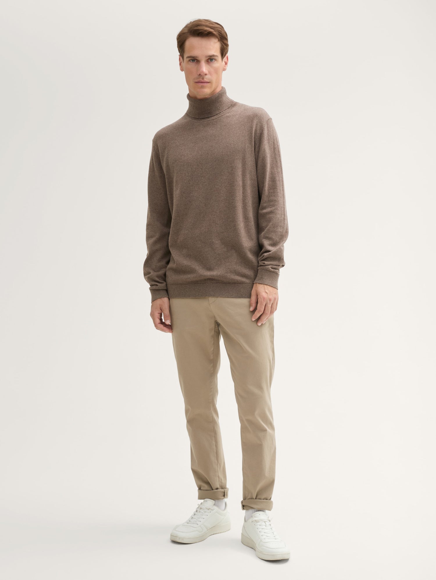 Turtleneck Cashmere Sweater_1043267_36303_03