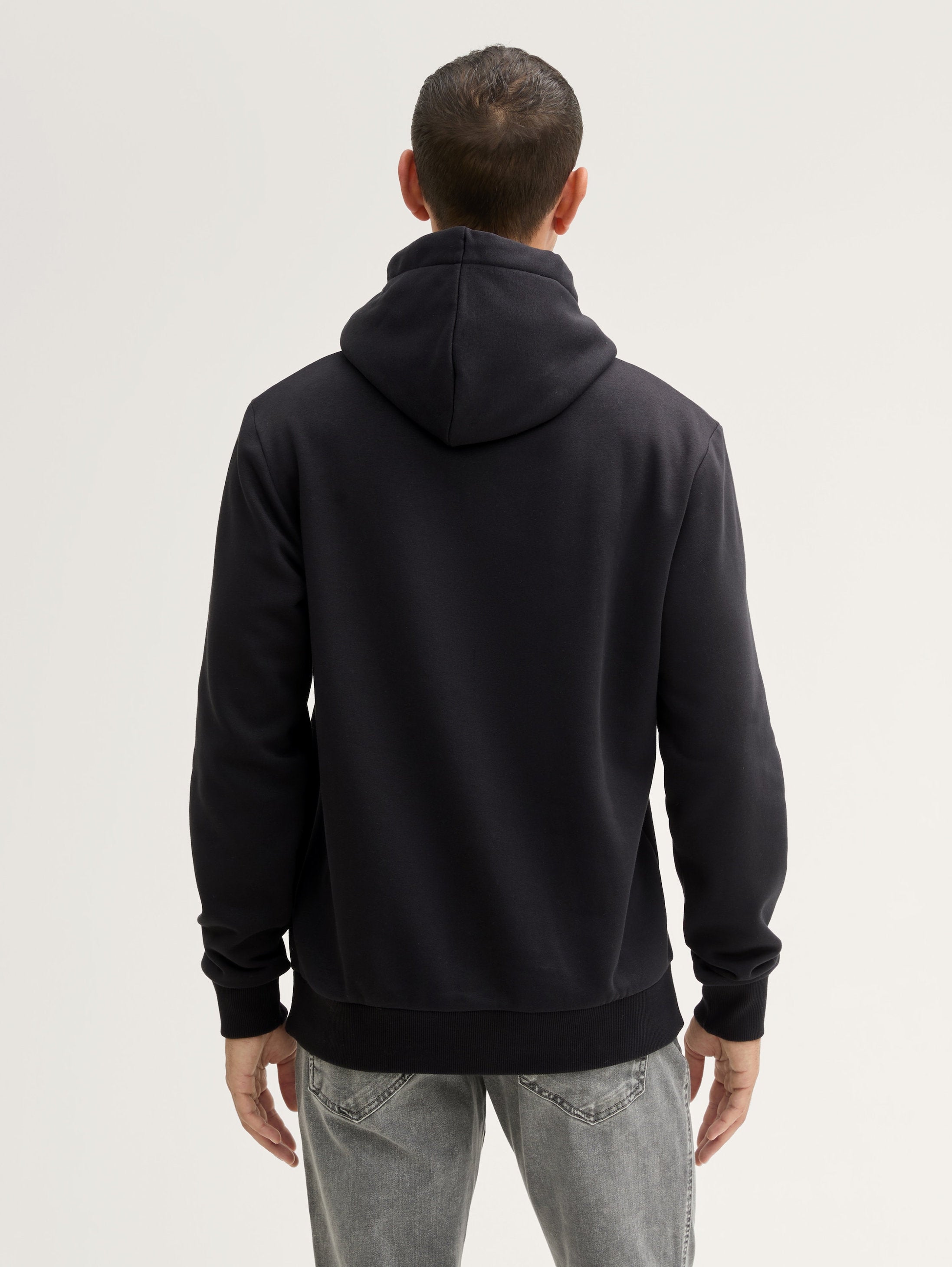 Hoodie with A Logo Print_1043292_29999_04