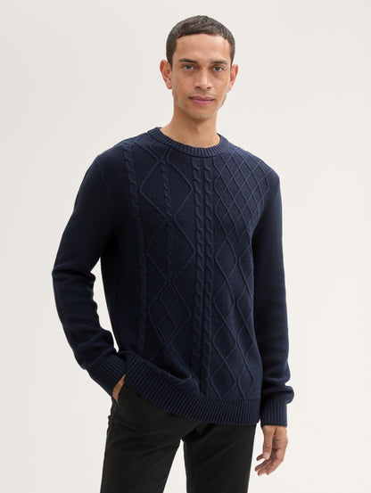 Knitted Pullover with A Plait Pattern_1043343_10668_01