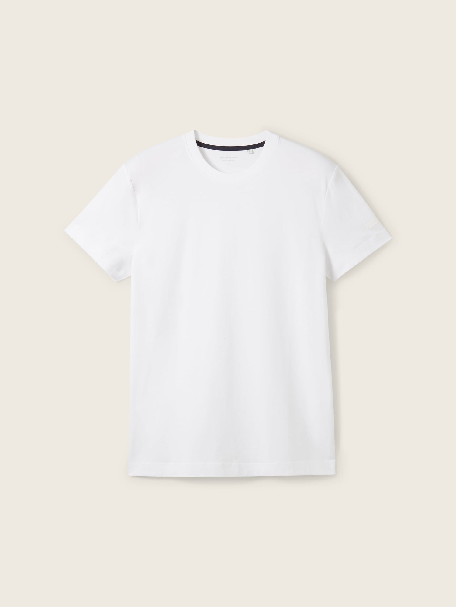 Basic T-Shirt_1043362_20000_02