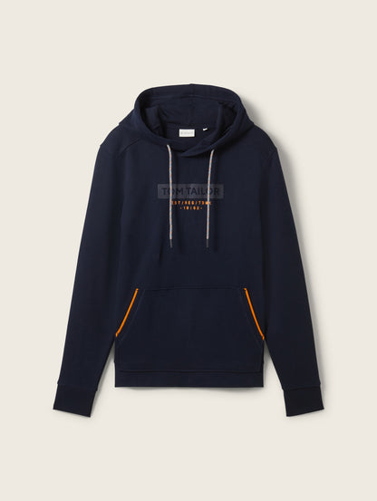 Hoodie with A Logo Print_1043391_10668_02