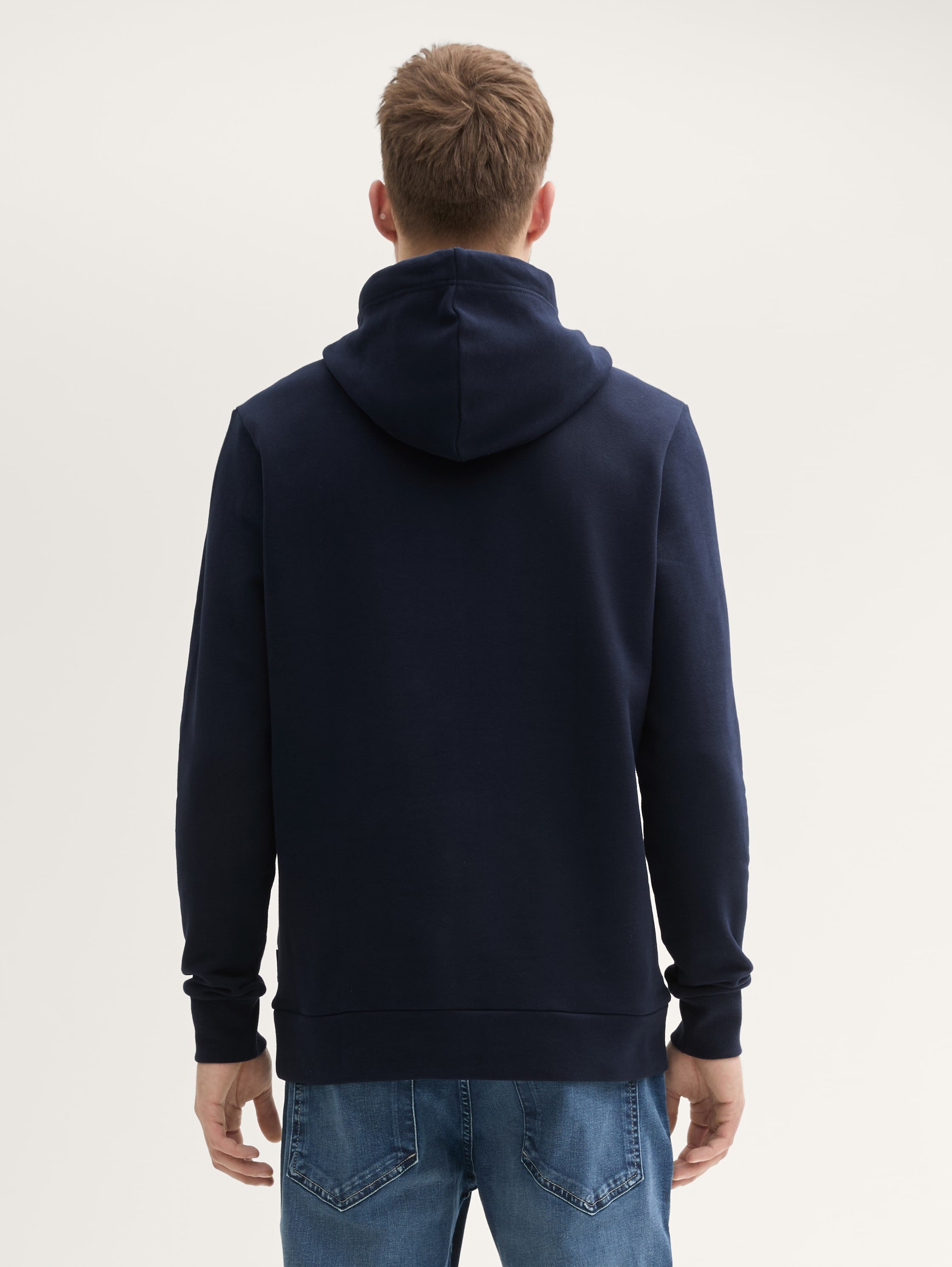 Hoodie with A Logo Print_1043391_10668_05