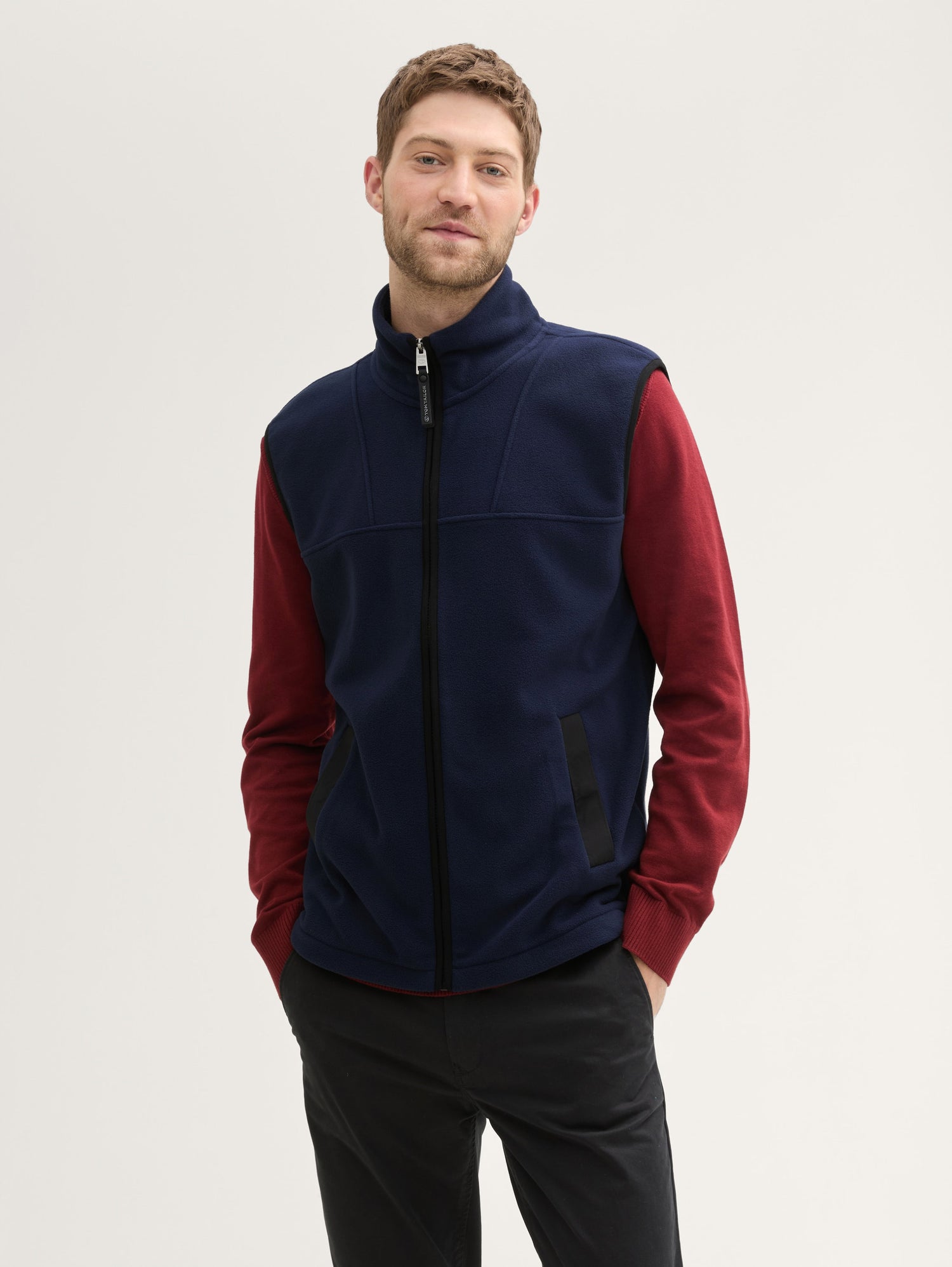 Fleece Vest_1043428_10668_01