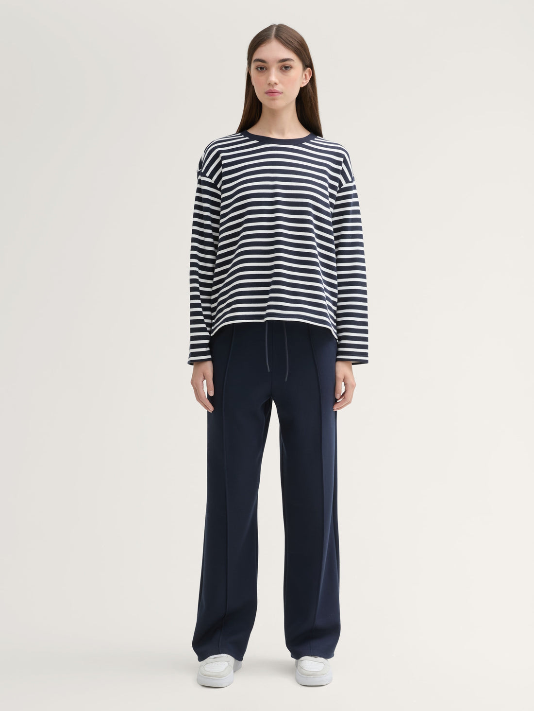 Straight Scuba Trousers_1043436_10668_01