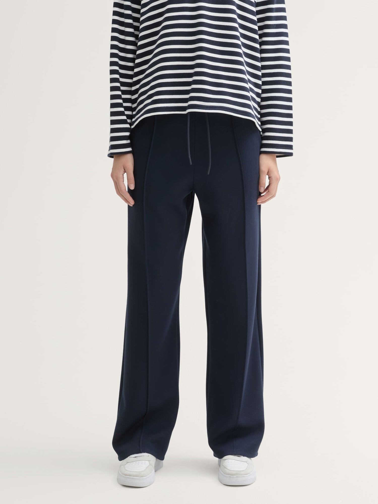 Straight Scuba Trousers_1043436_10668_06