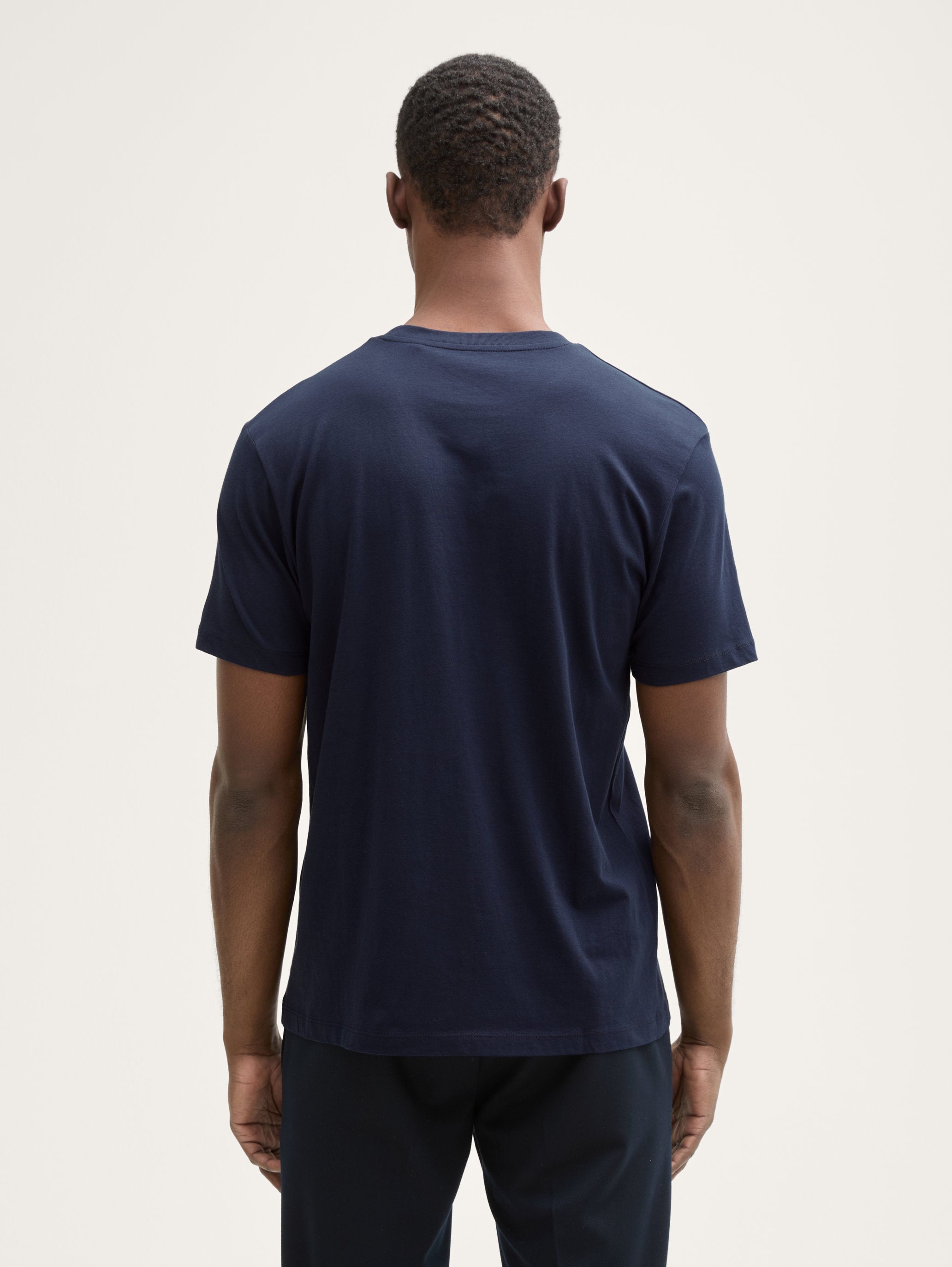Tom Tailor_Basic T-Shirt with Logo Print_1043491_22813_03
