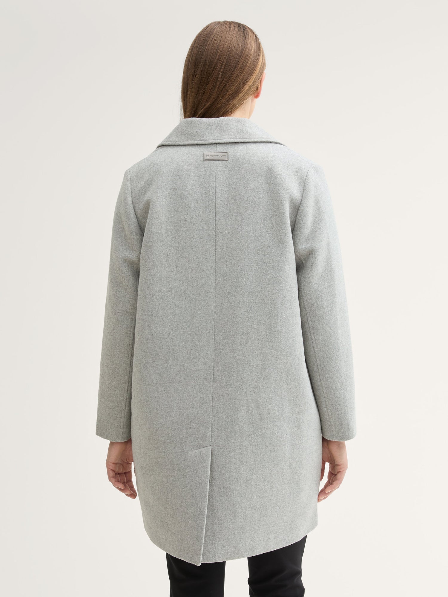 Plus - Long Coat in Recycled Wool_1043639_21373_04