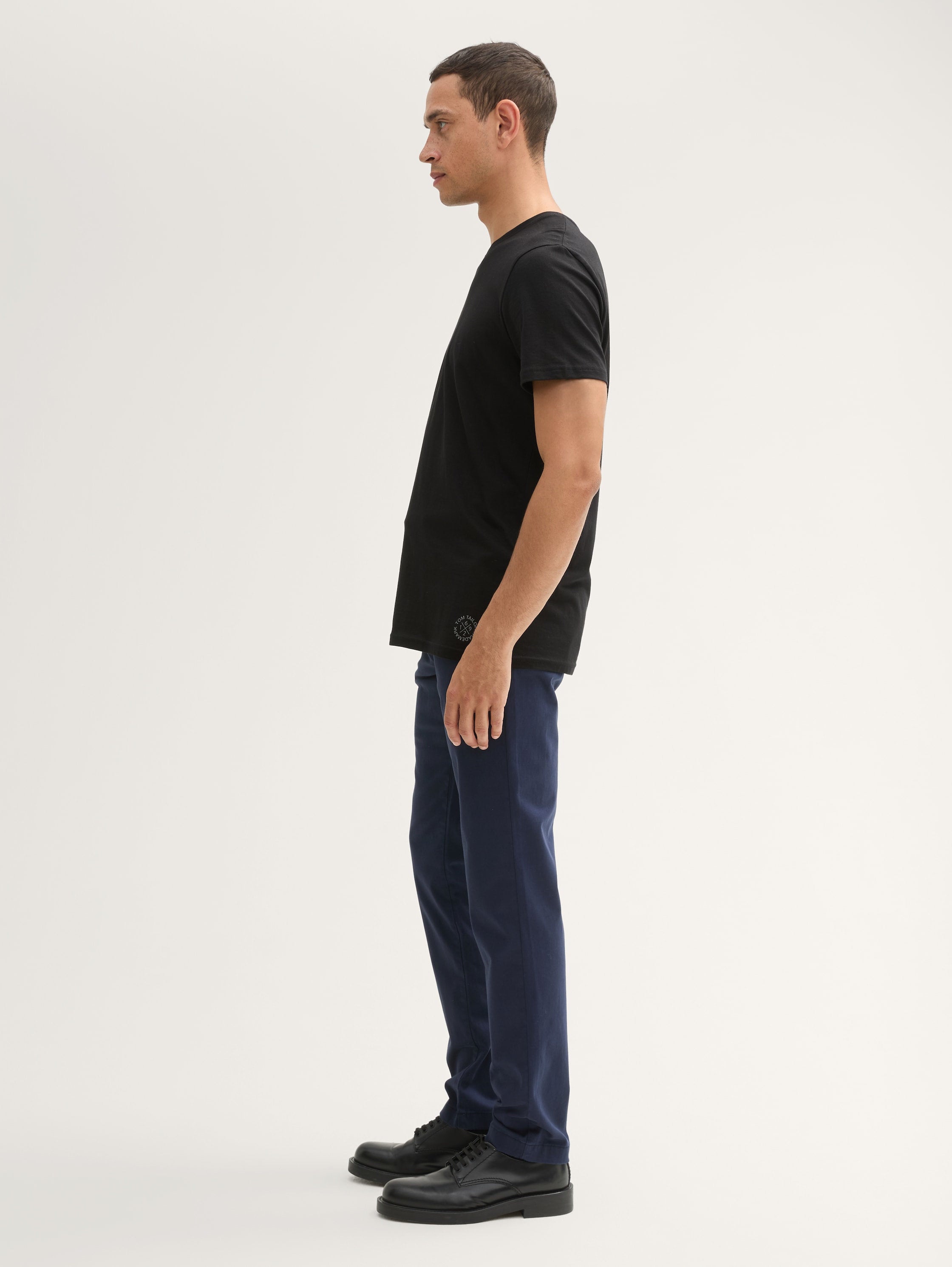 Travis Slim Chinos with A Belt_1043719_10668_03