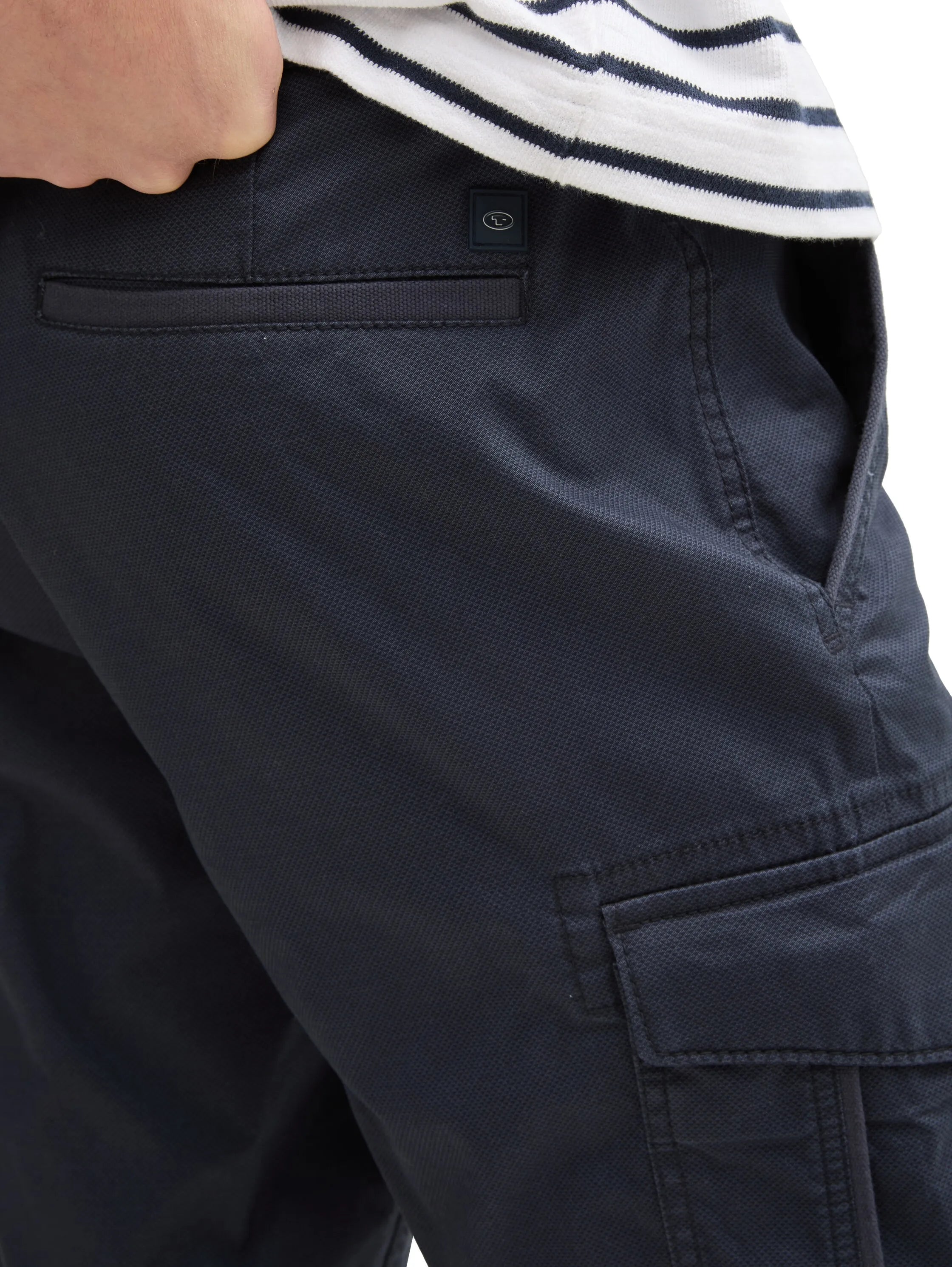 Tom Tailor Navy Triangle Print Men Cargo Shorts with Pockets SKU: 1044709_37213 Image 03
