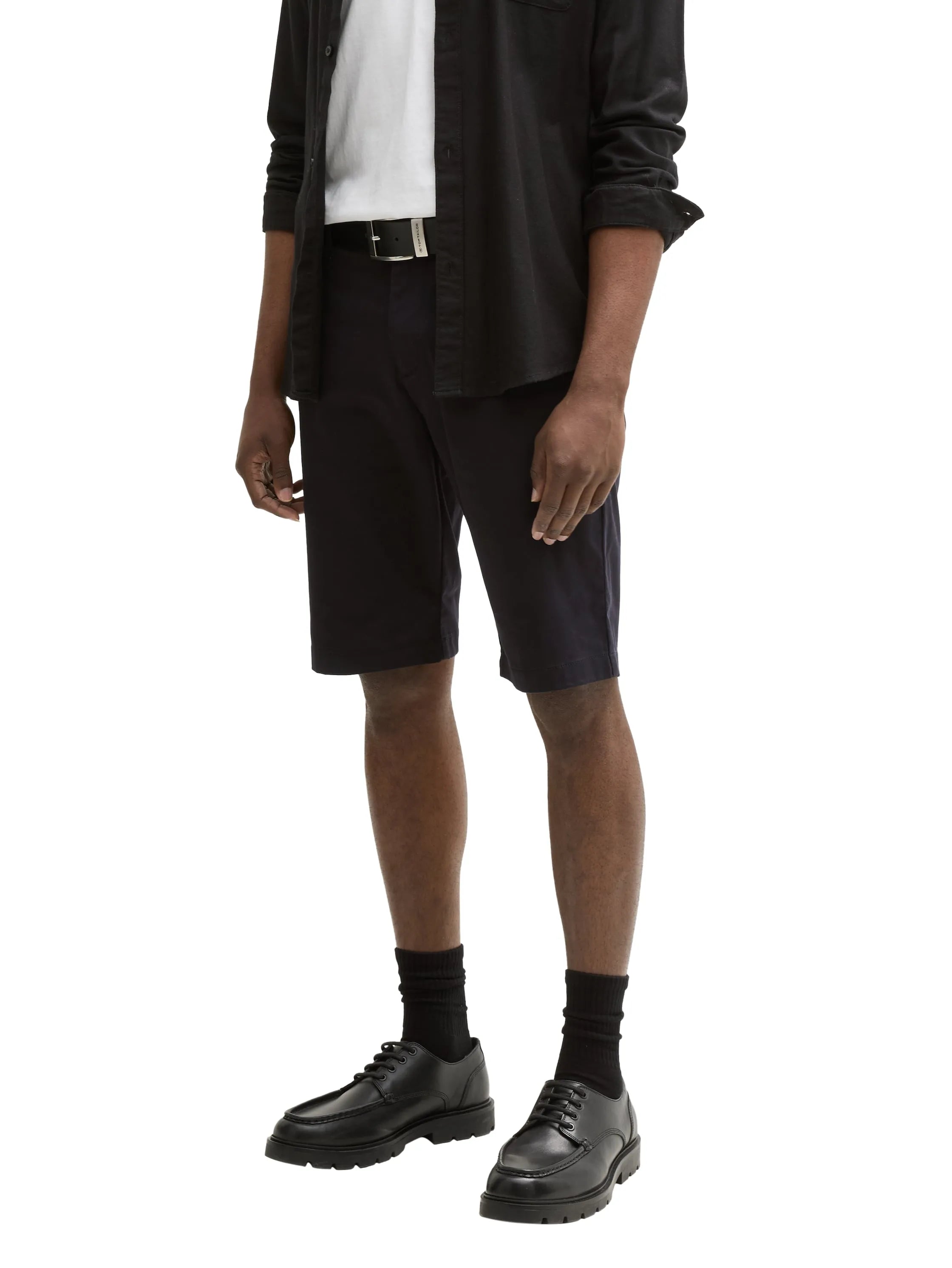 Denim Tom Tailor Black Men Regular Fit Chino Shorts SKU: 1044833_29999 Image 01