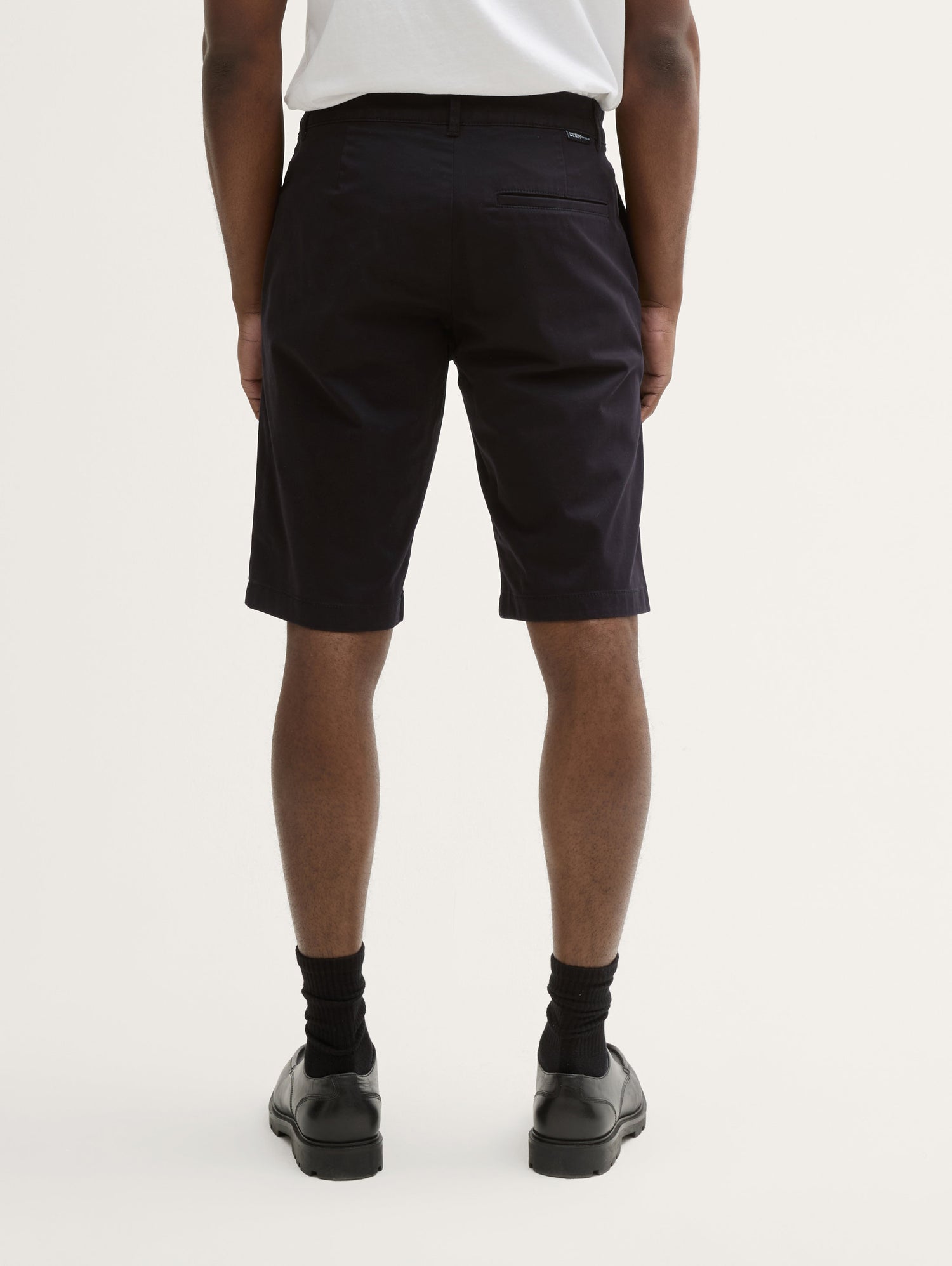 Tom Tailor_Regular Fit Chino Shorts_1044833_29999_02