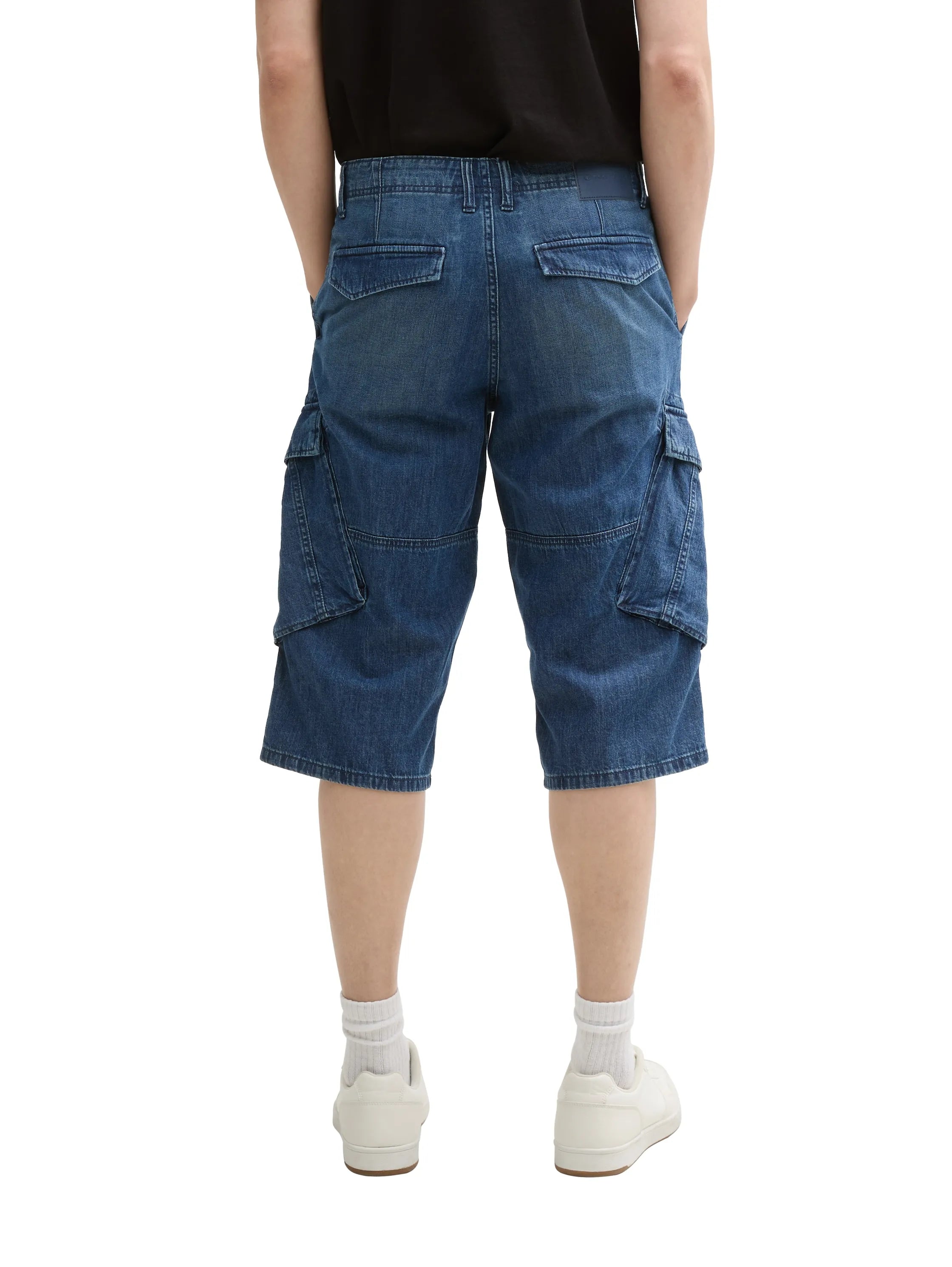 Tom Tailor Used Dark Stone Blue Denim Men Ttmorris Relaxed Overknee Jeans Shorts SKU: 1044977_32191 Image 02
