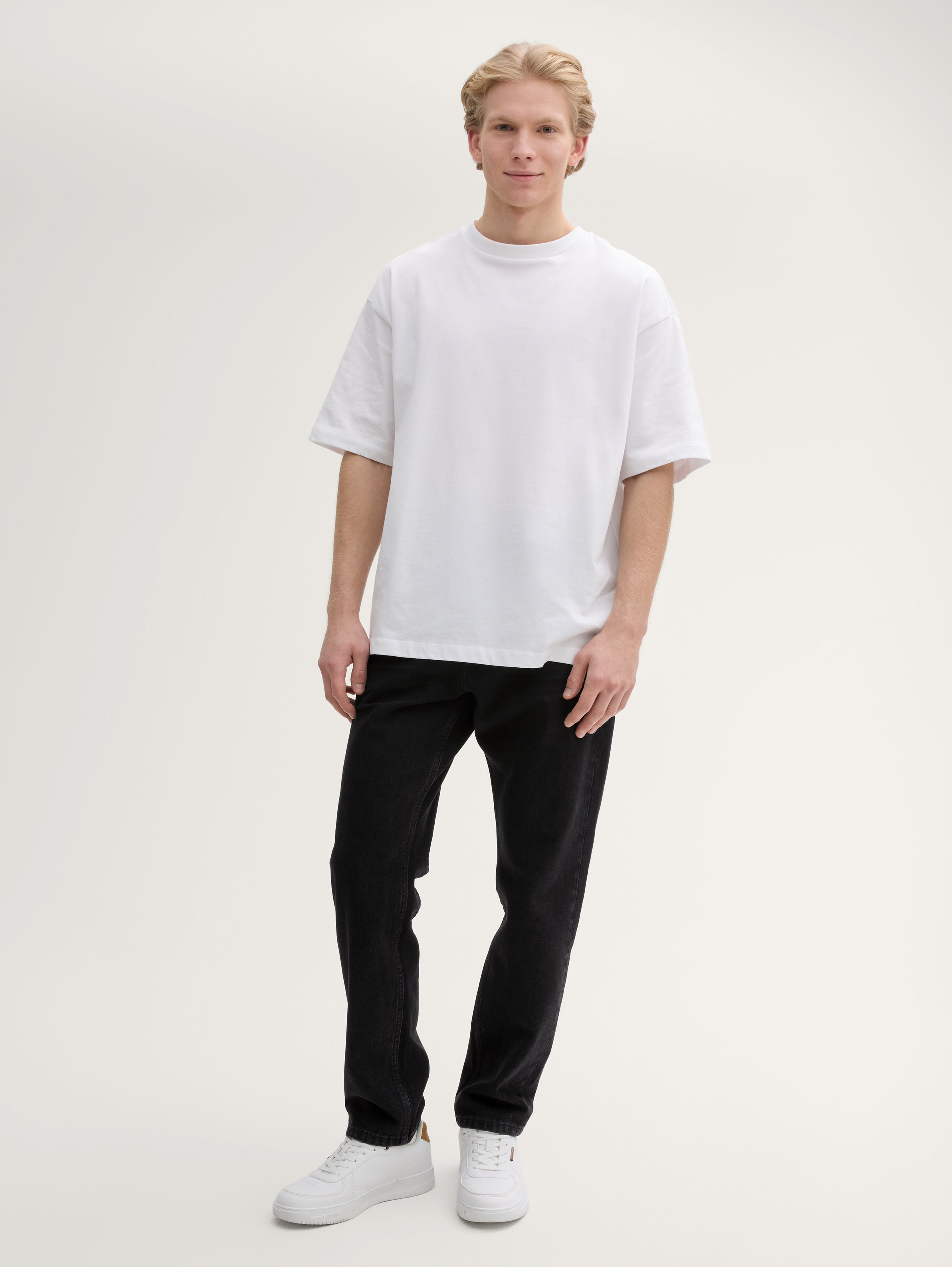 Tom Tailor_Ttwaylen Relaxed Jeans_1044988_10270_01