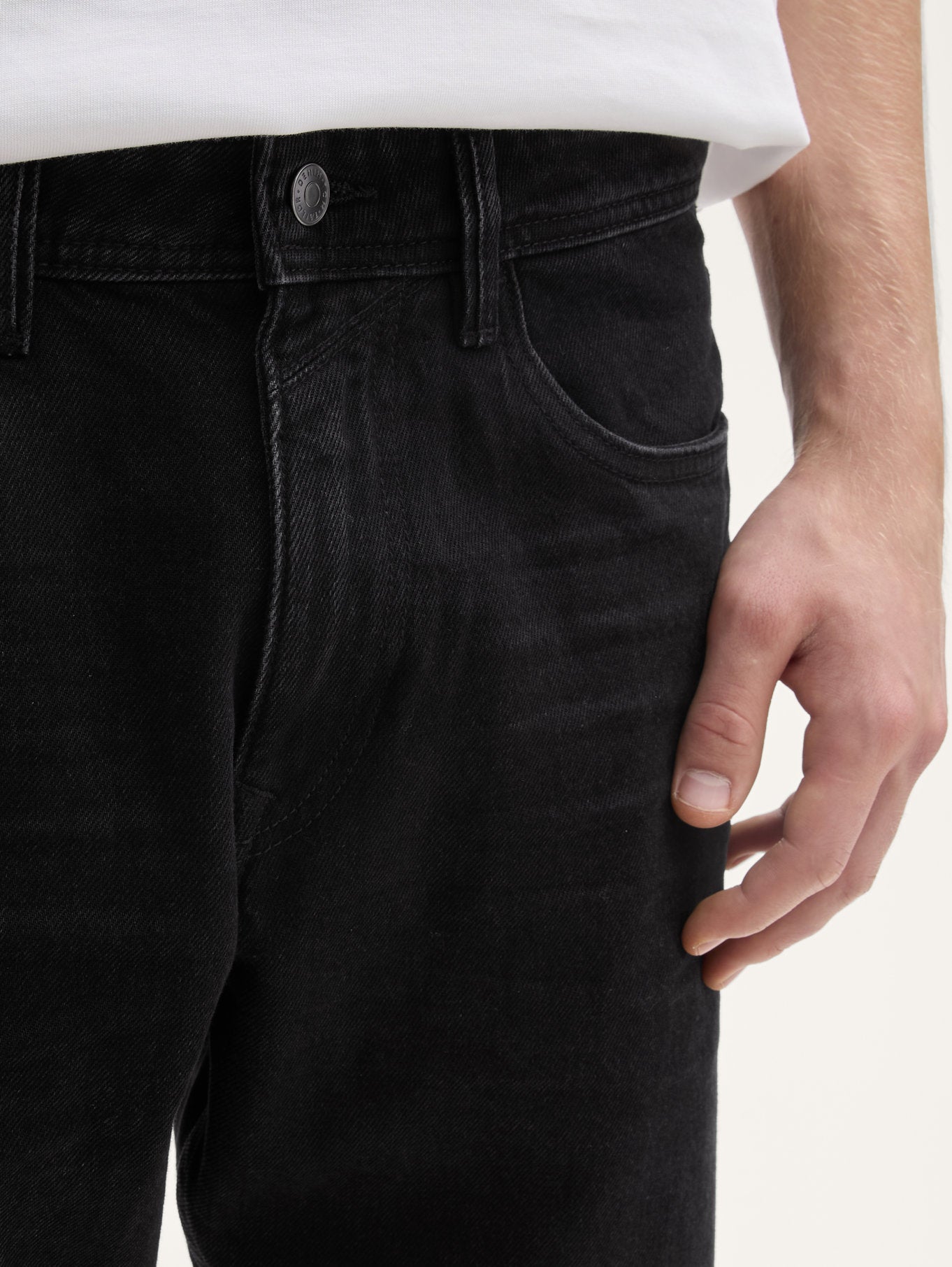 Tom Tailor_Ttwaylen Relaxed Jeans_1044988_10270_03