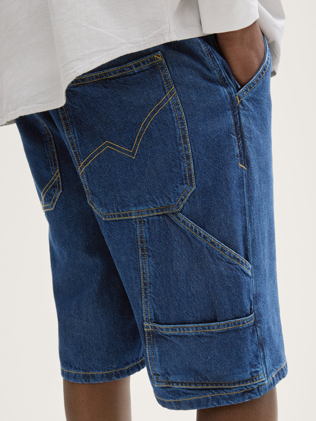 Tom Tailor_Ttwaylen Relaxed Jeans Shorts_1044993_10136_03