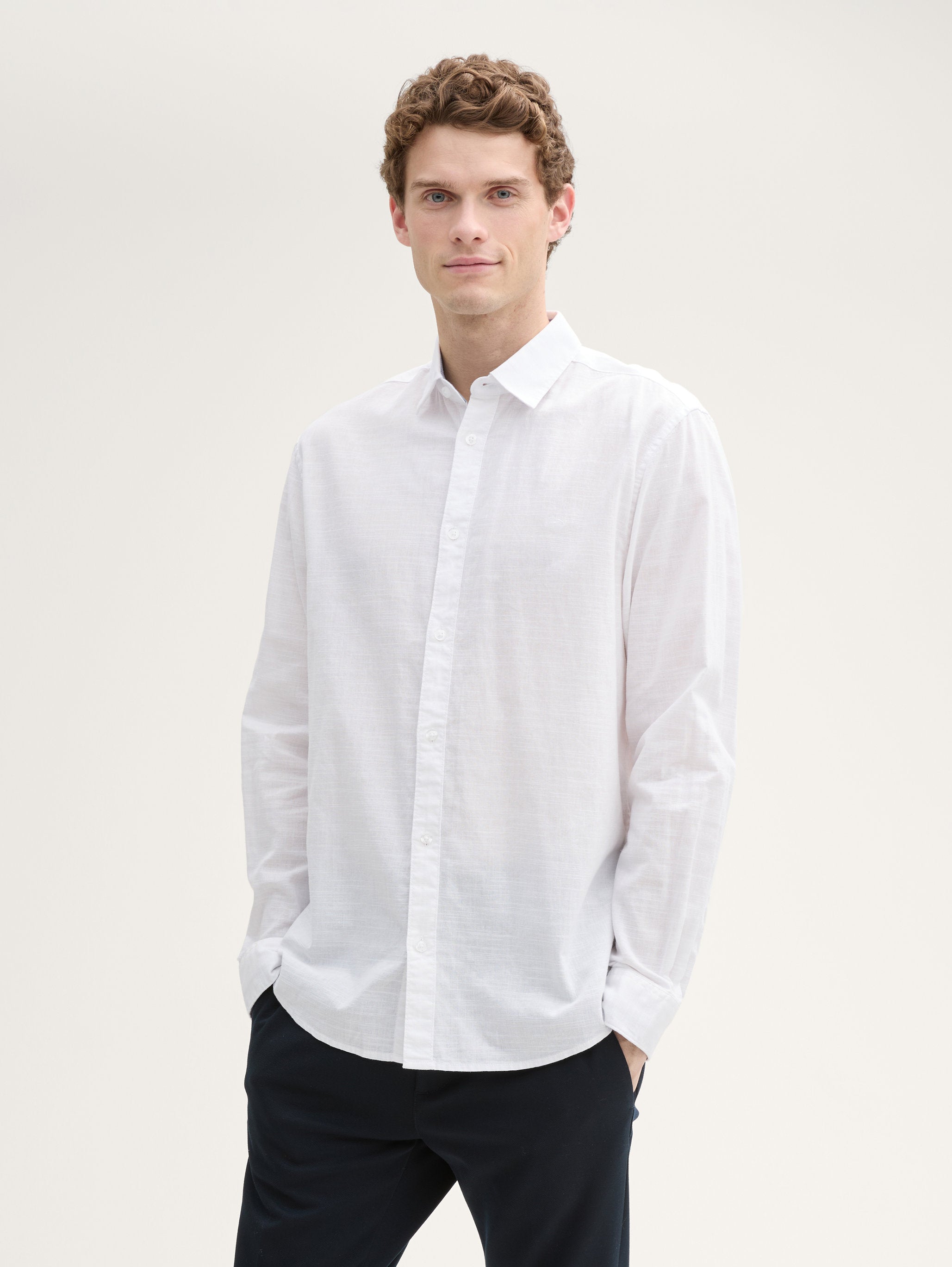 Tom Tailor_Regular Fit Shirt with Logo Embroidery_1045087_20000_01
