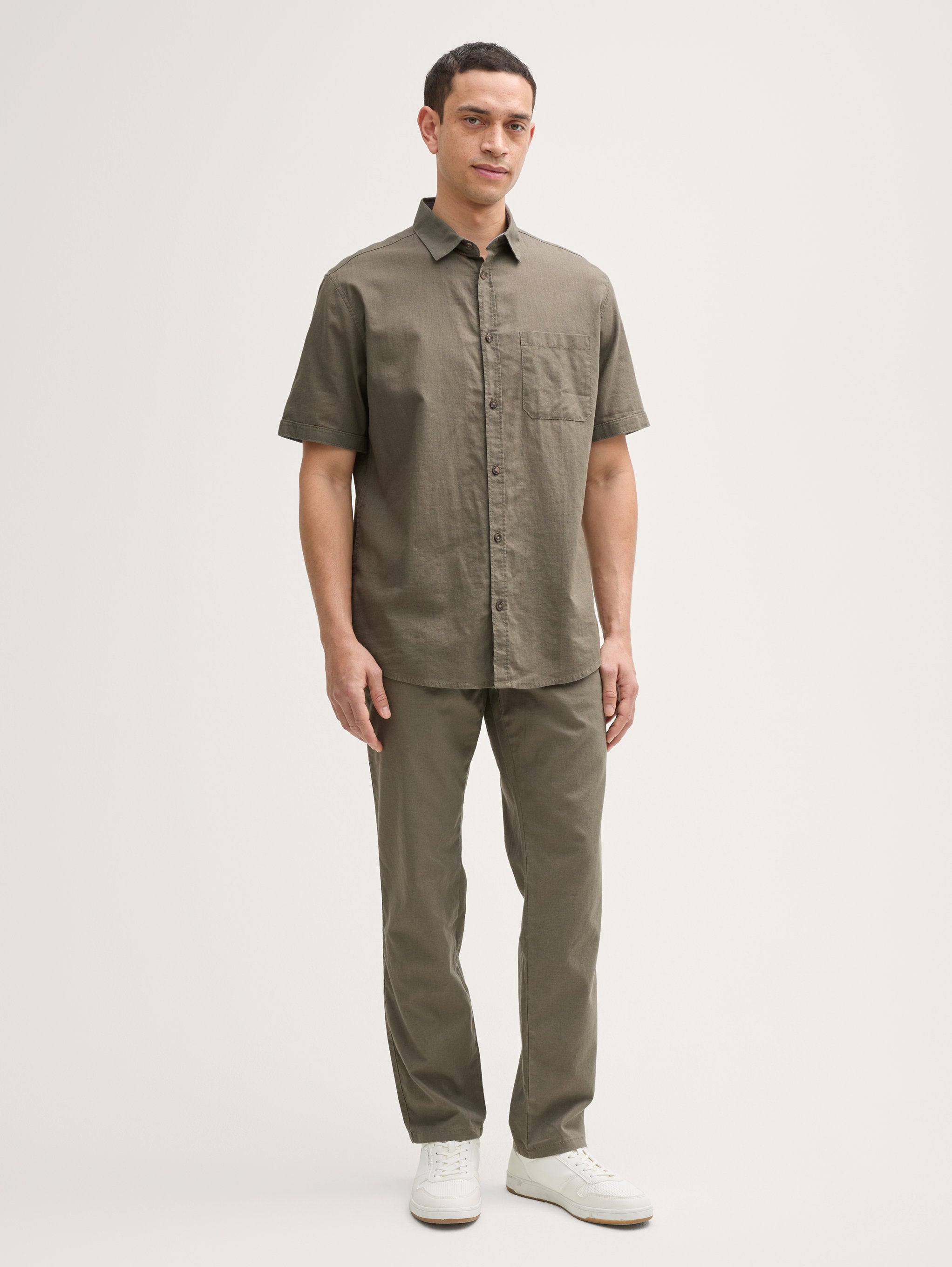 Tom Tailor_Regular Fit Short Sleeve Shirt with Linen Content_1045098_32097_02