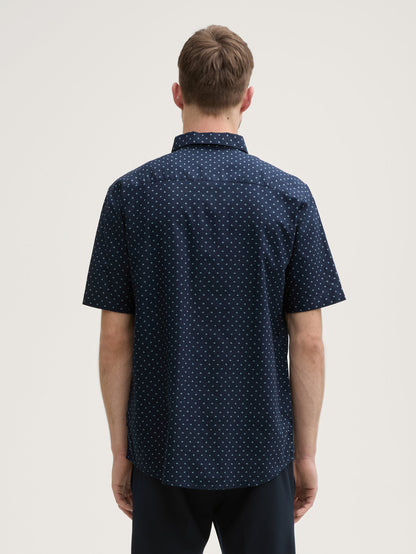Tom Tailor_Regular Fit Short-Sleeved Shirt with Linen Content in a Polka Dot Pattern_1045099_37329_03