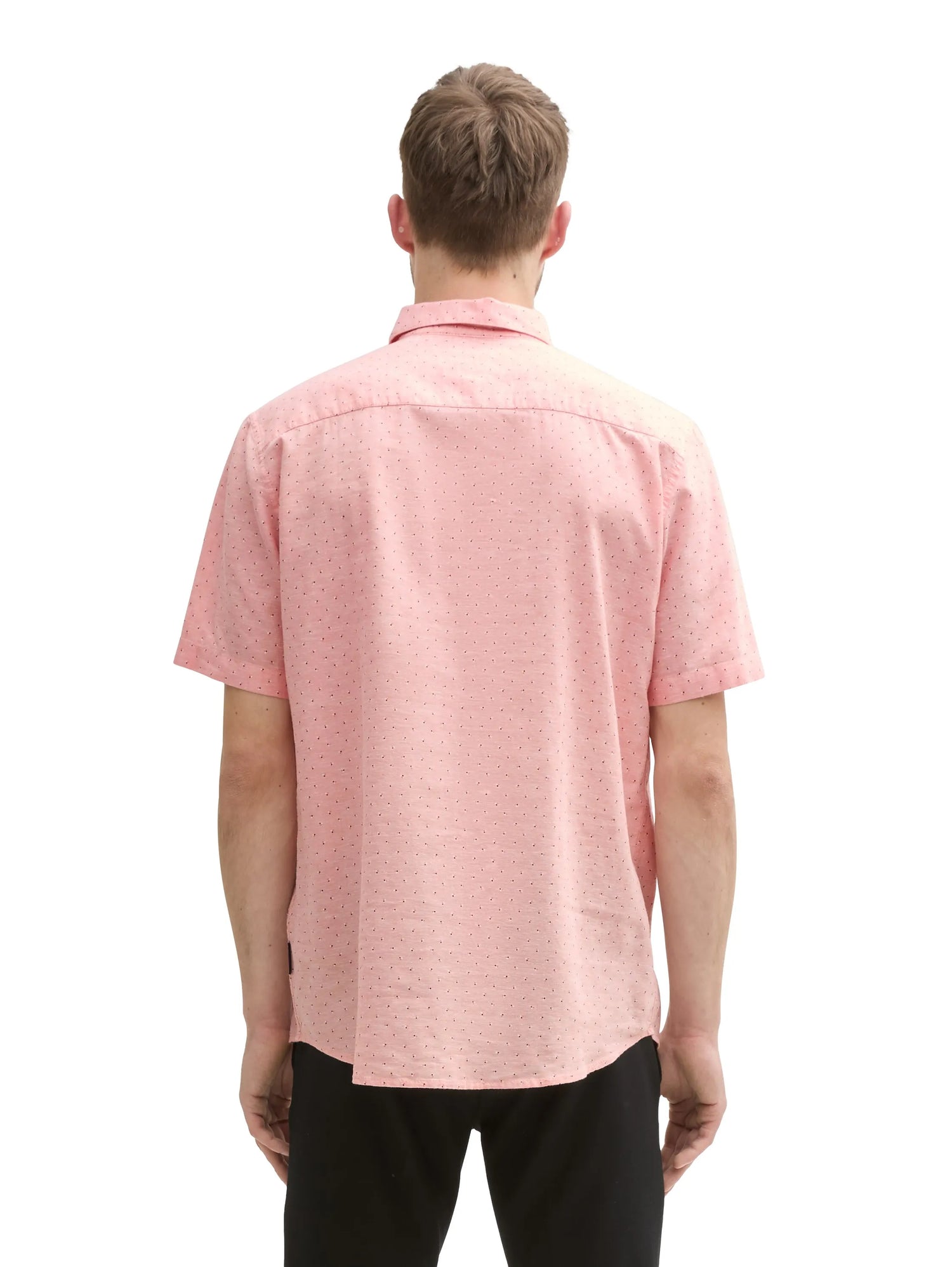Tom Tailor Coral Dot Design Men Regular Fit Short-Sleeved Shirt with Linen Content in a Polka Dot Pattern SKU: 1045099_37333 Image 02
