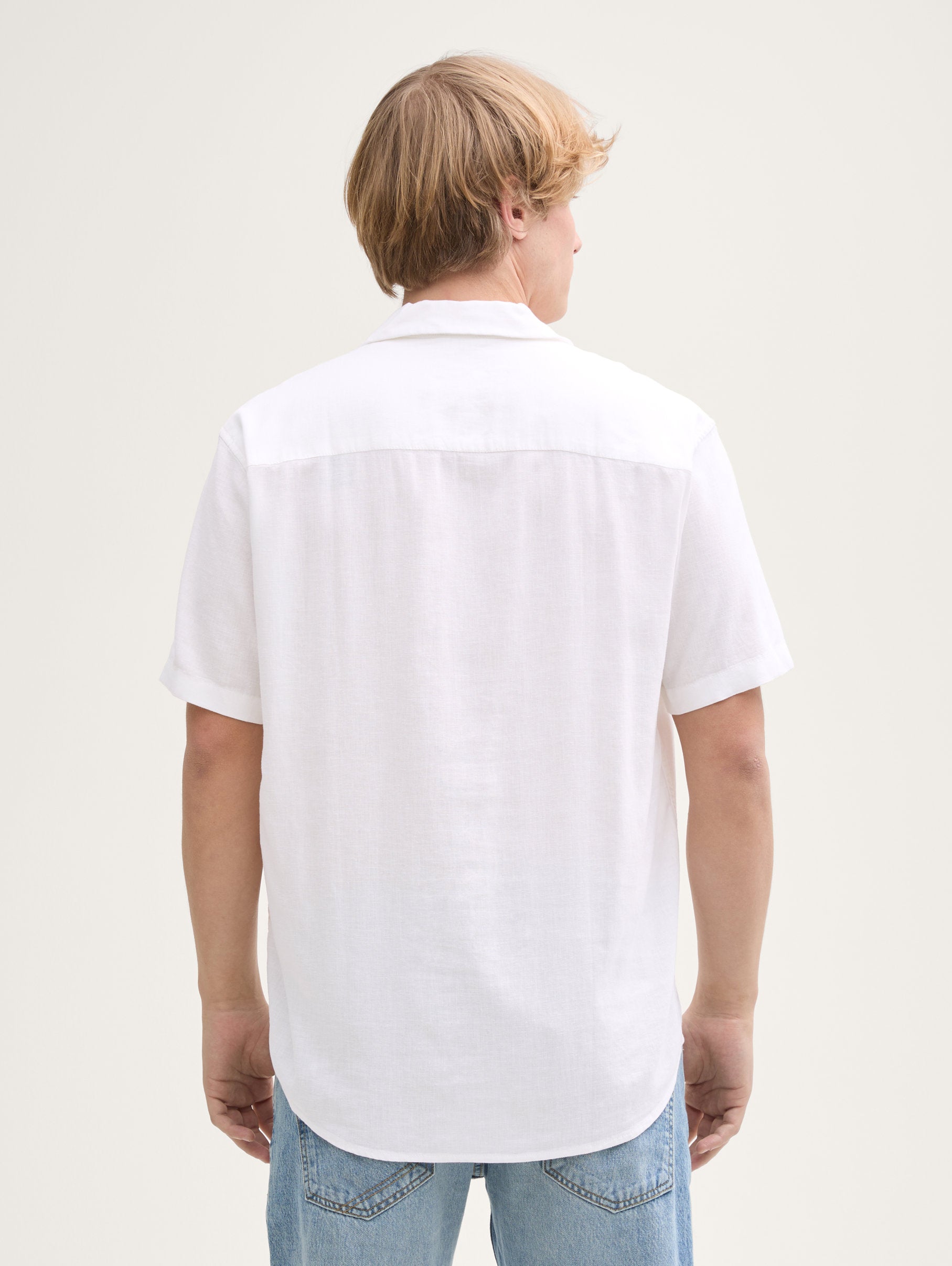 Tom Tailor_Relaxed Fit Short Sleeve Shirt with Linen Content_1045185_20000_03