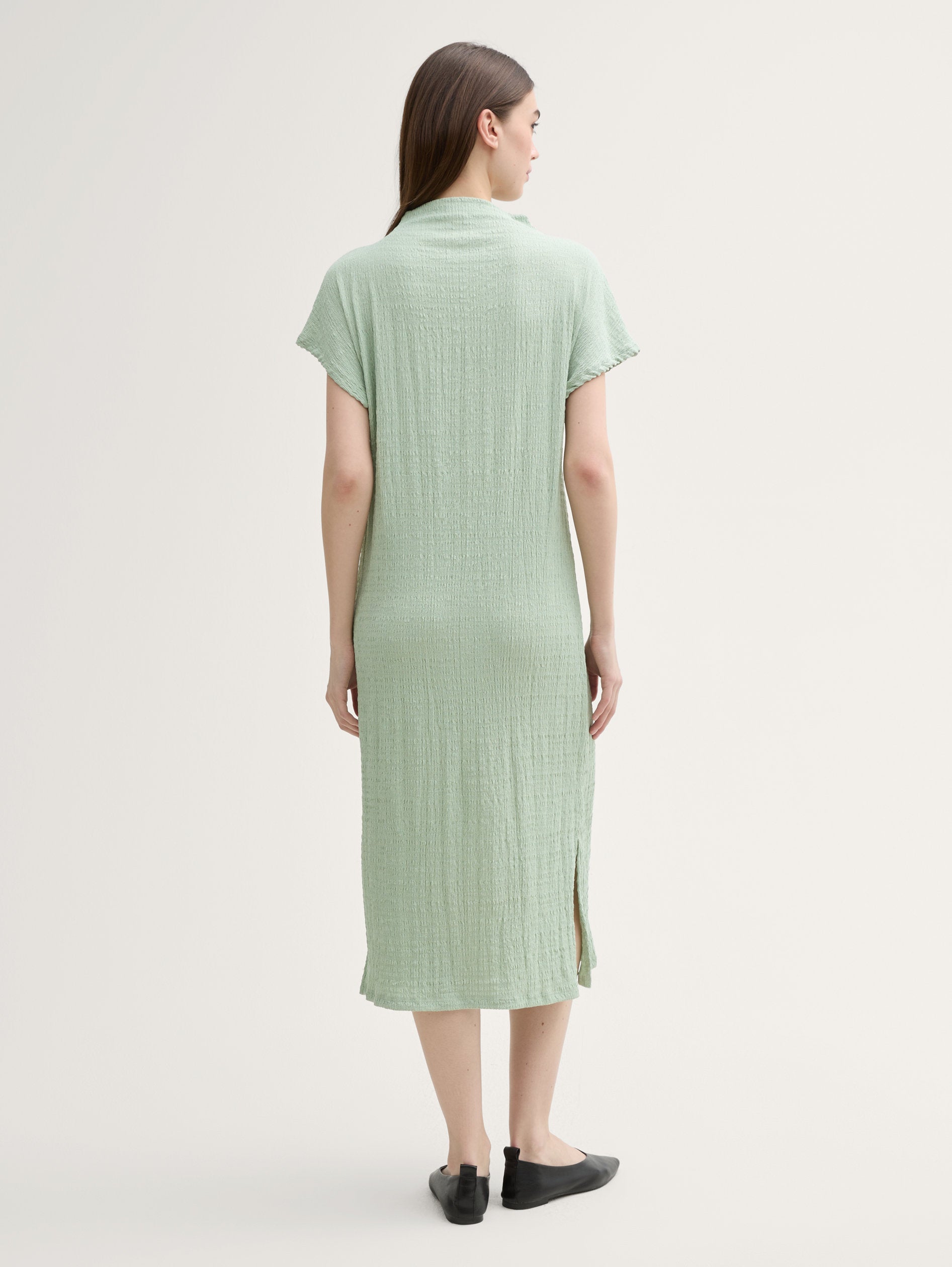 Tom Tailor_Midi Dress with Stand-Up Collar_1045464_13632_03