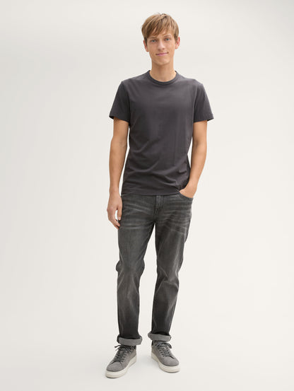 Tom Tailor_Slim Fit T-Shirt with Stretch_1045626_10899_02