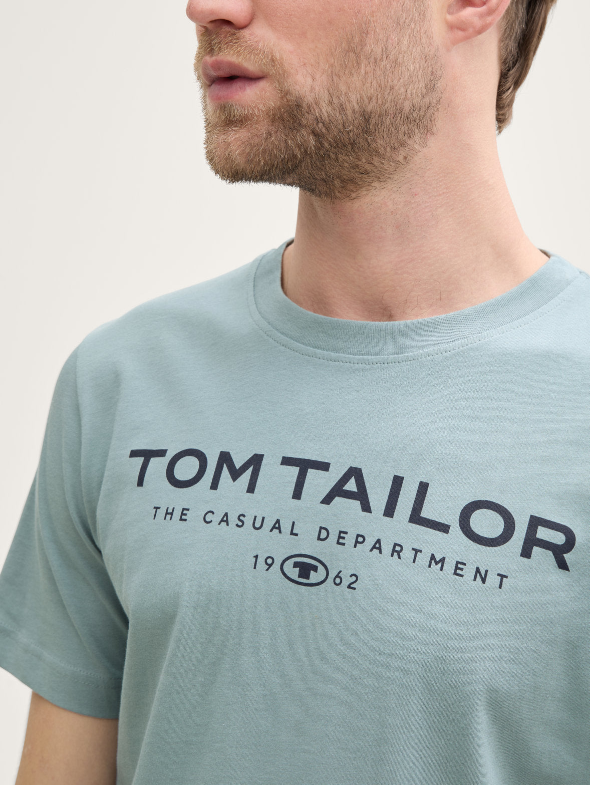 Tom Tailor_Cotton T-Shirt with Logo Print_1045773_27475_04