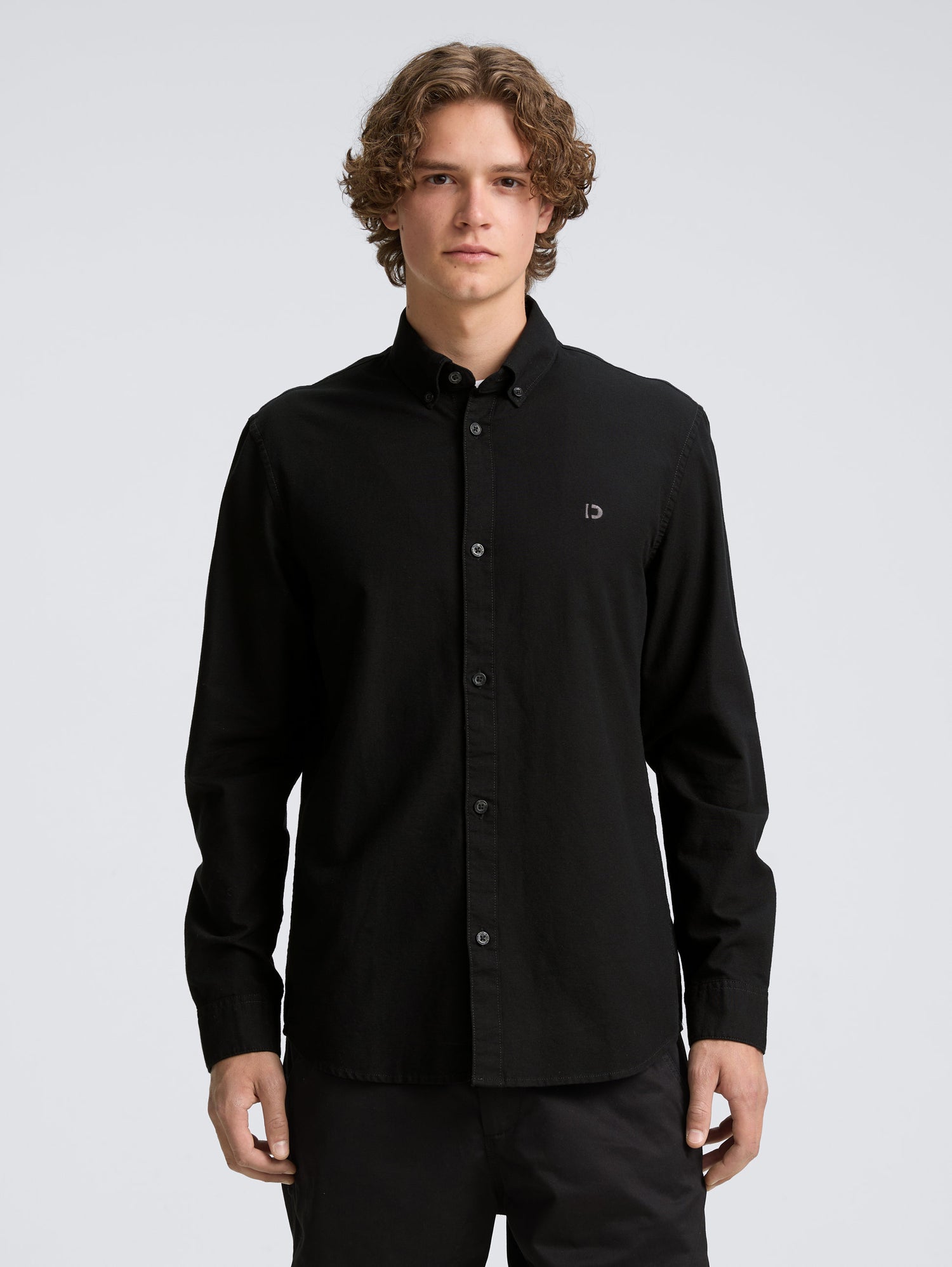 Tom Tailor_Oxford Shirt with Logo Embroidery_1045930_29999_01