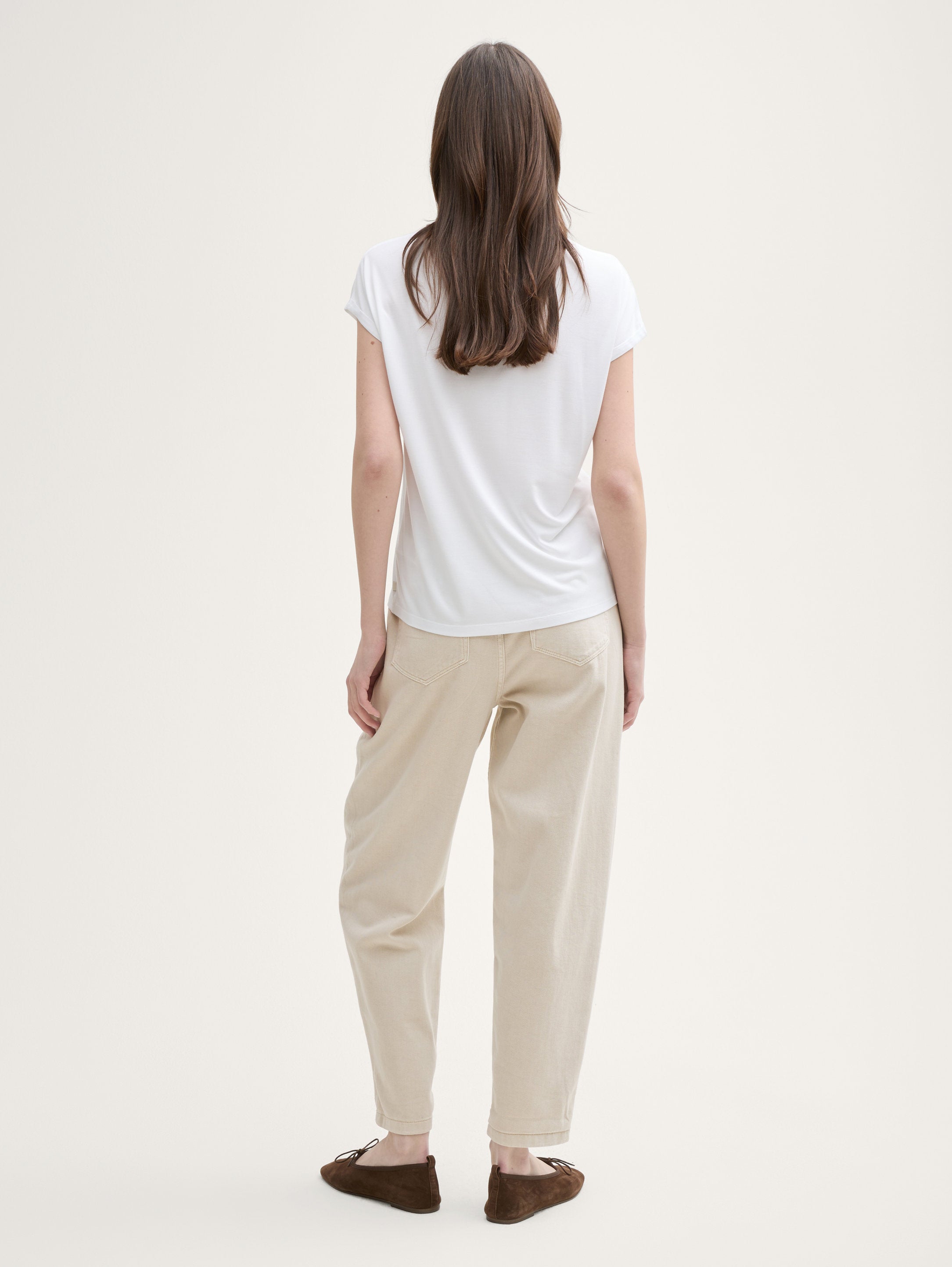 Tom Tailor_Paperbag Barrel Jeans_1045968_10479_02
